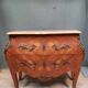 Commode en  marquetterie de style Louis XV