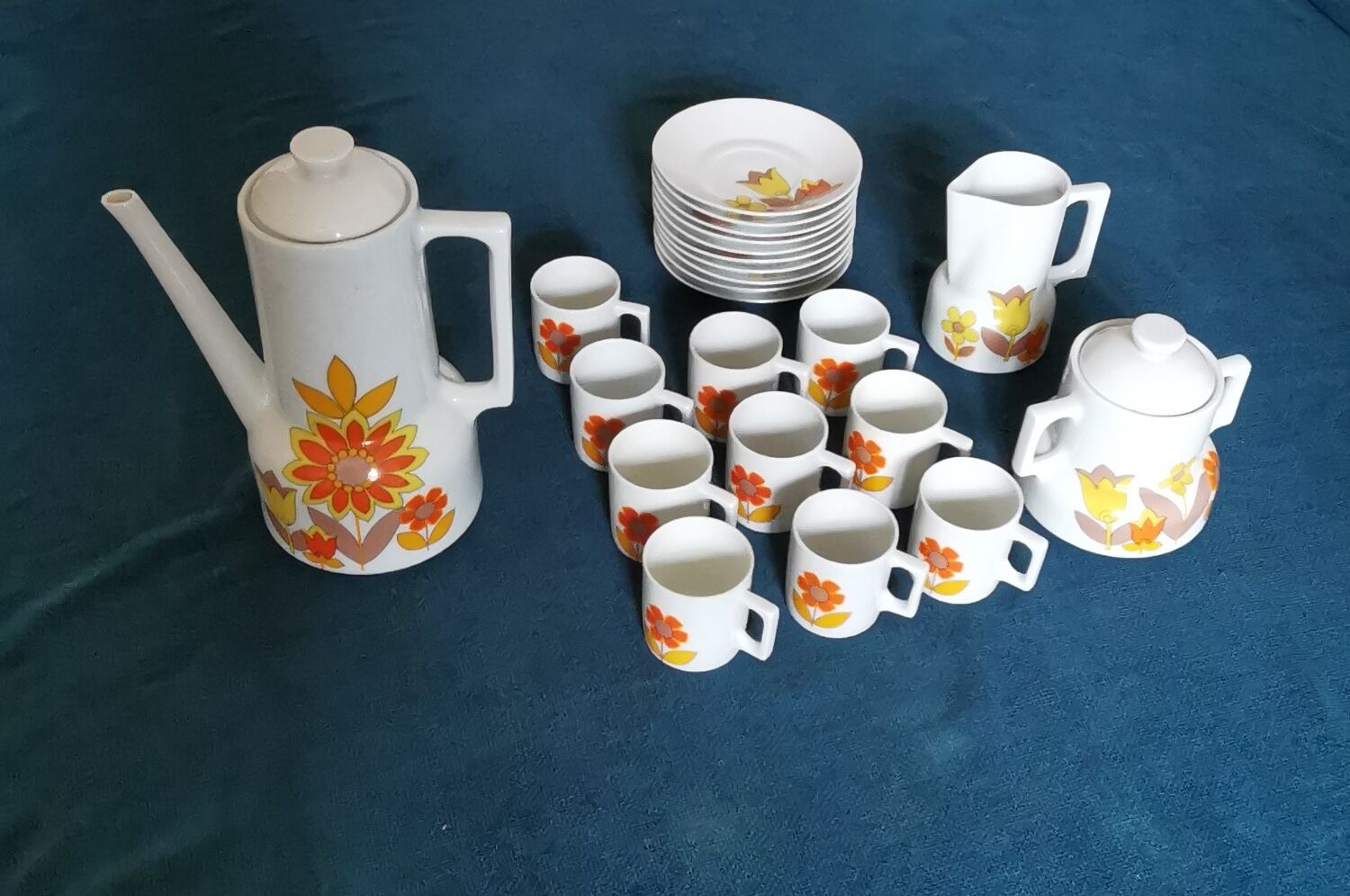 L. Lorioux coffee set 10 cups