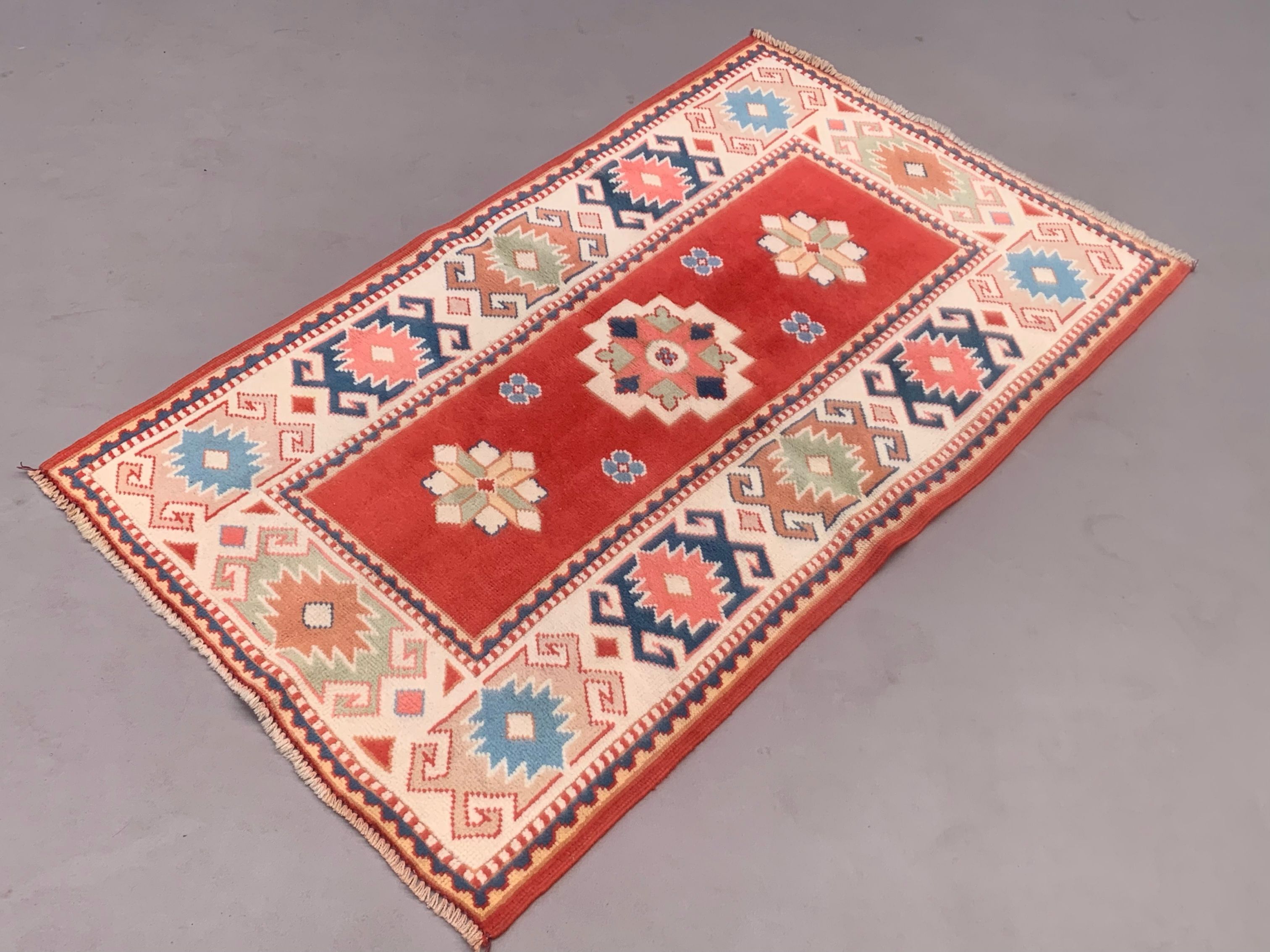 Old turkish kazak rug 140x83 cm vintage, red and blue