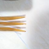 Horned salad cutlery