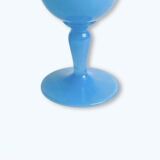 Decorative bowl in blue opaline.