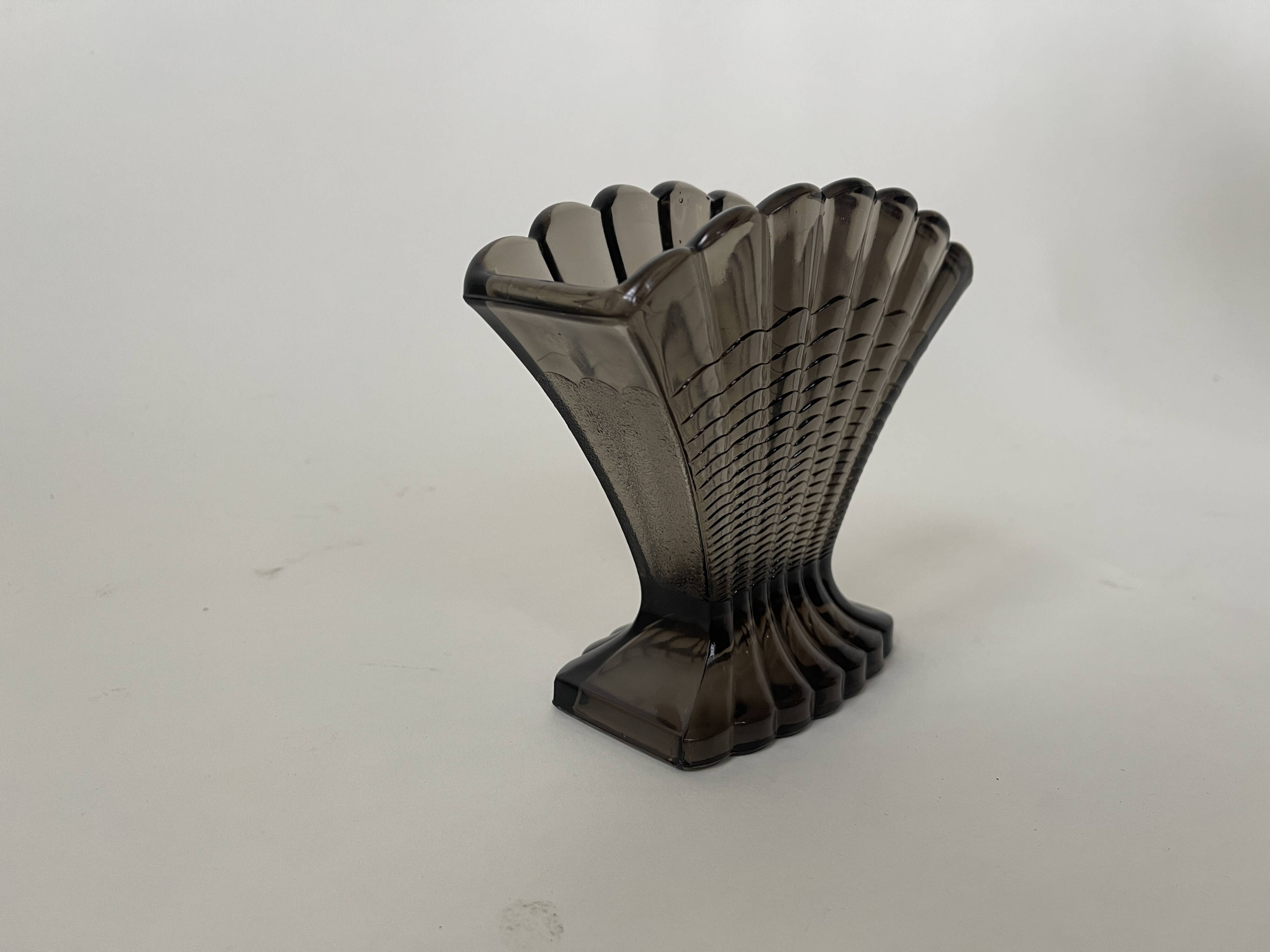 Art Deco Smoked Glass Shell Vase