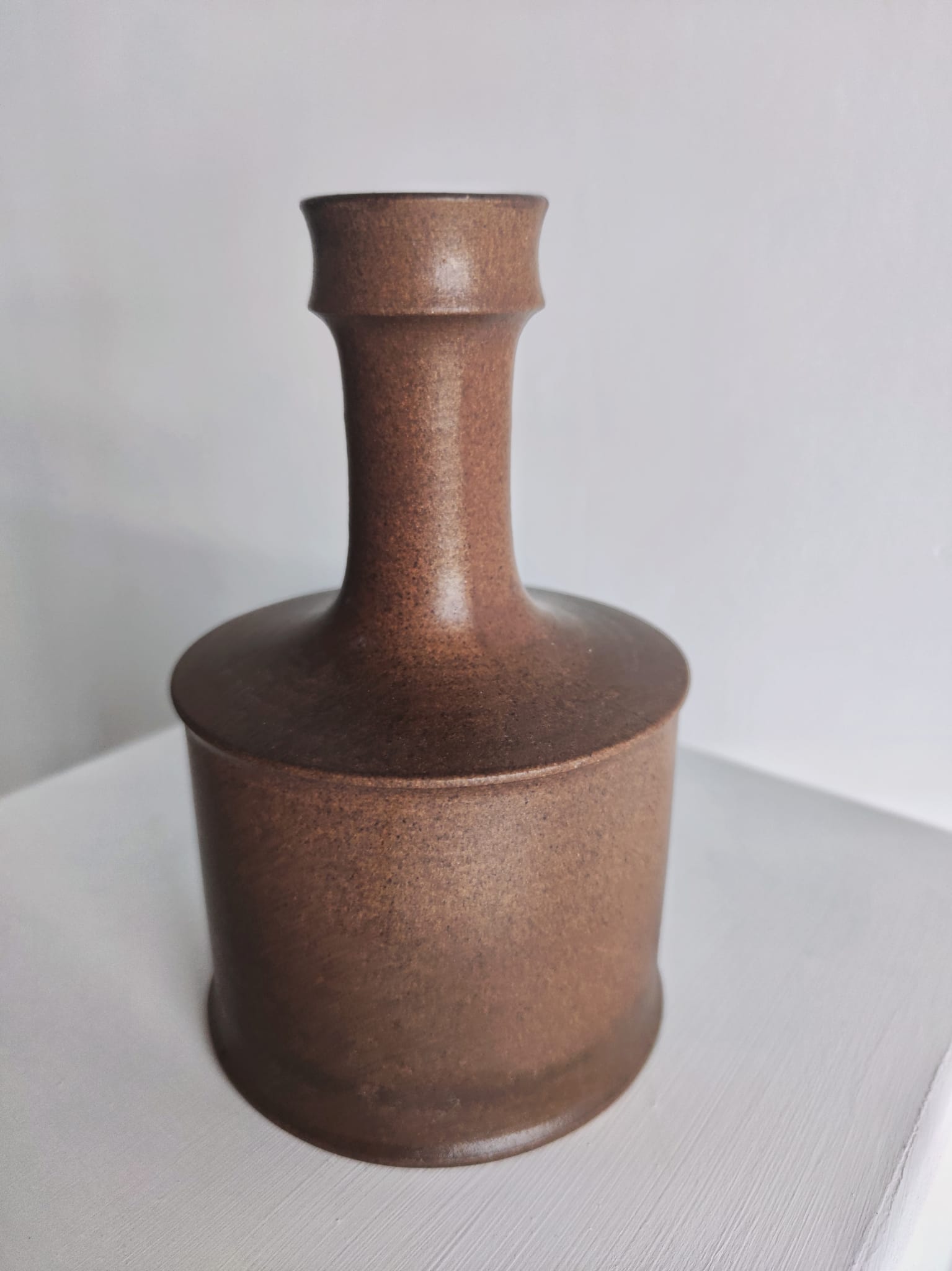 Brown enamelled earth vase Nanni Valentini (1932-1985) for Franco Bucci (1933-2002)