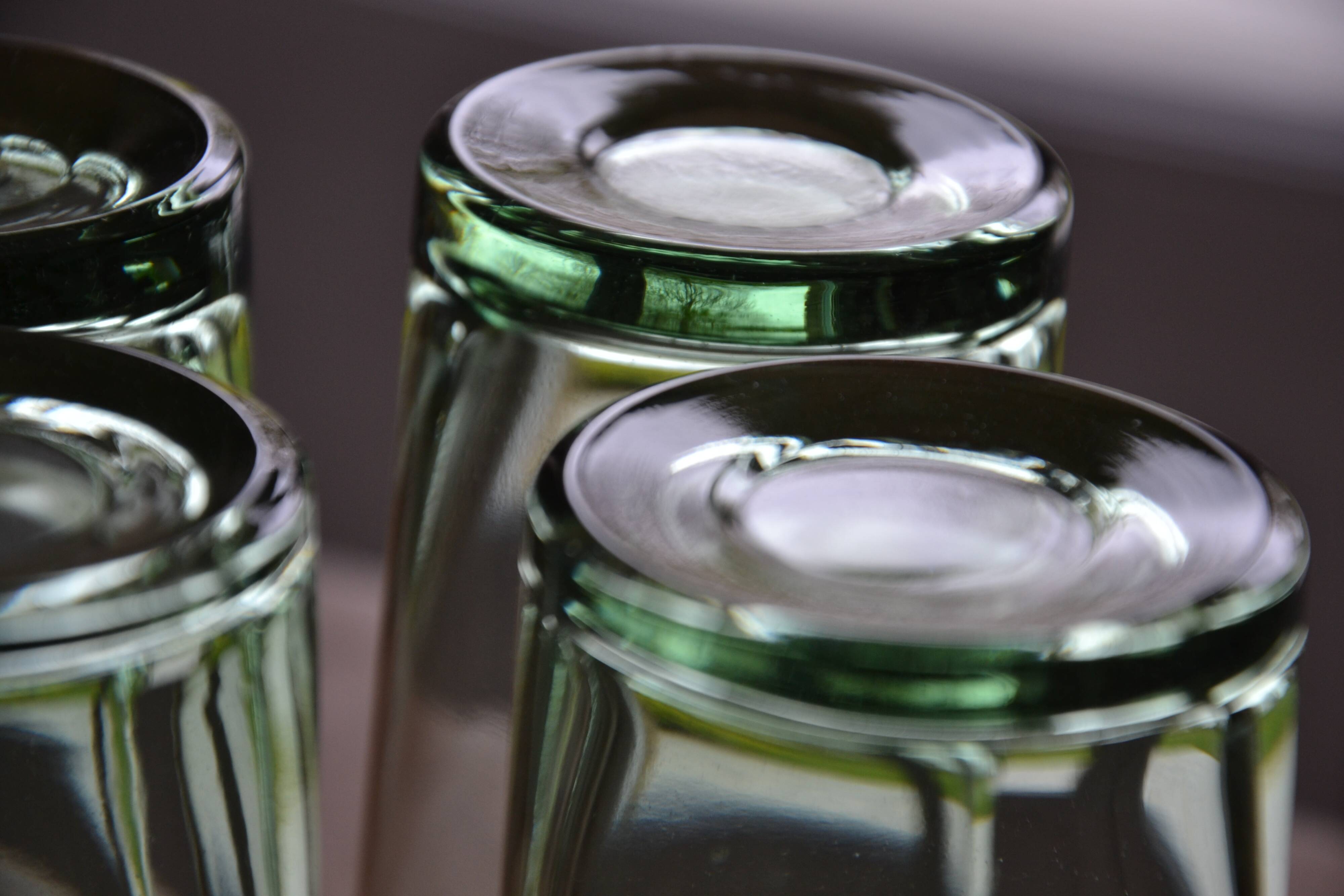 4 glasses for orangeade/rattan cases