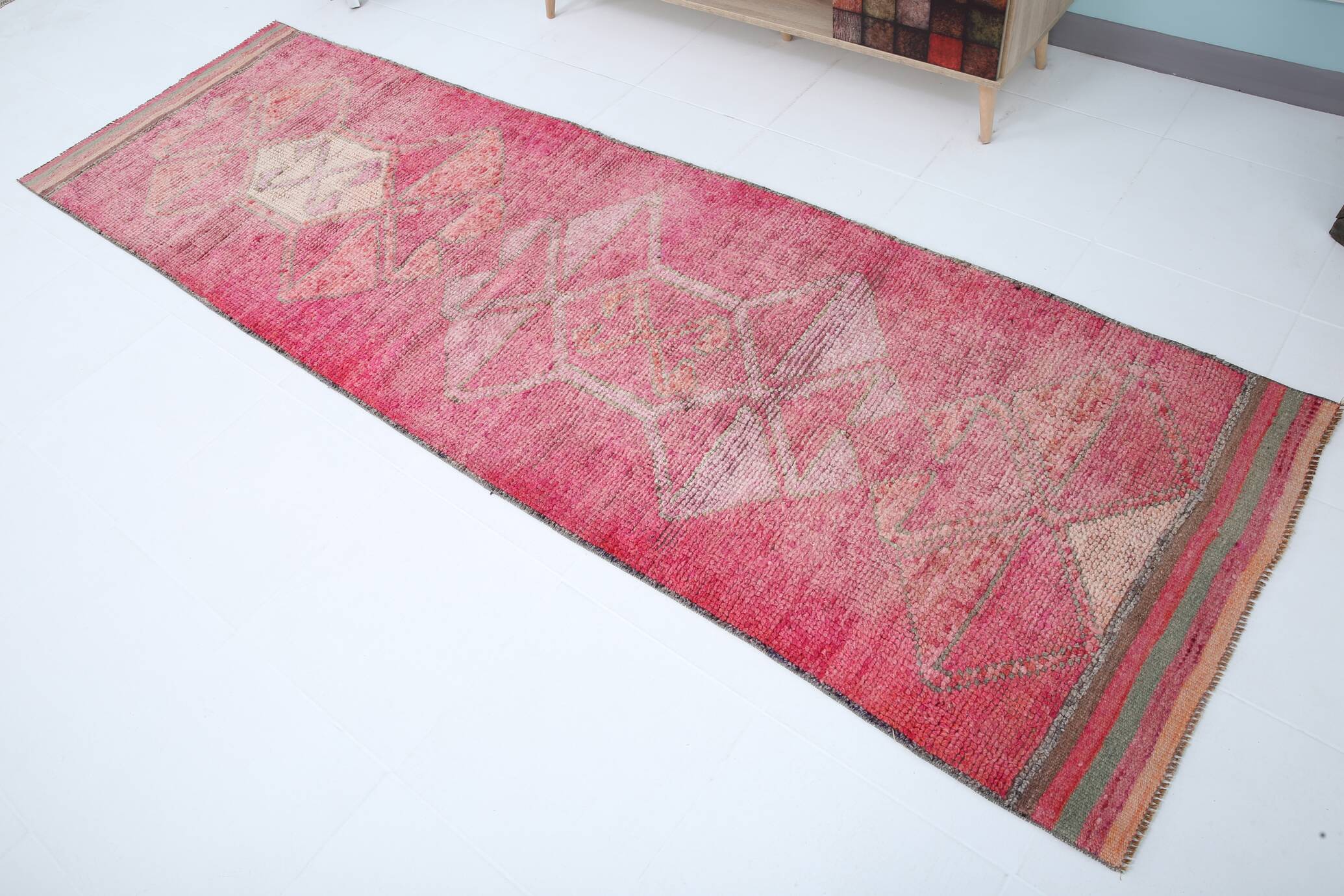 Super Soft Pink & Red Vintage Runner Rug, 95x302Cm
