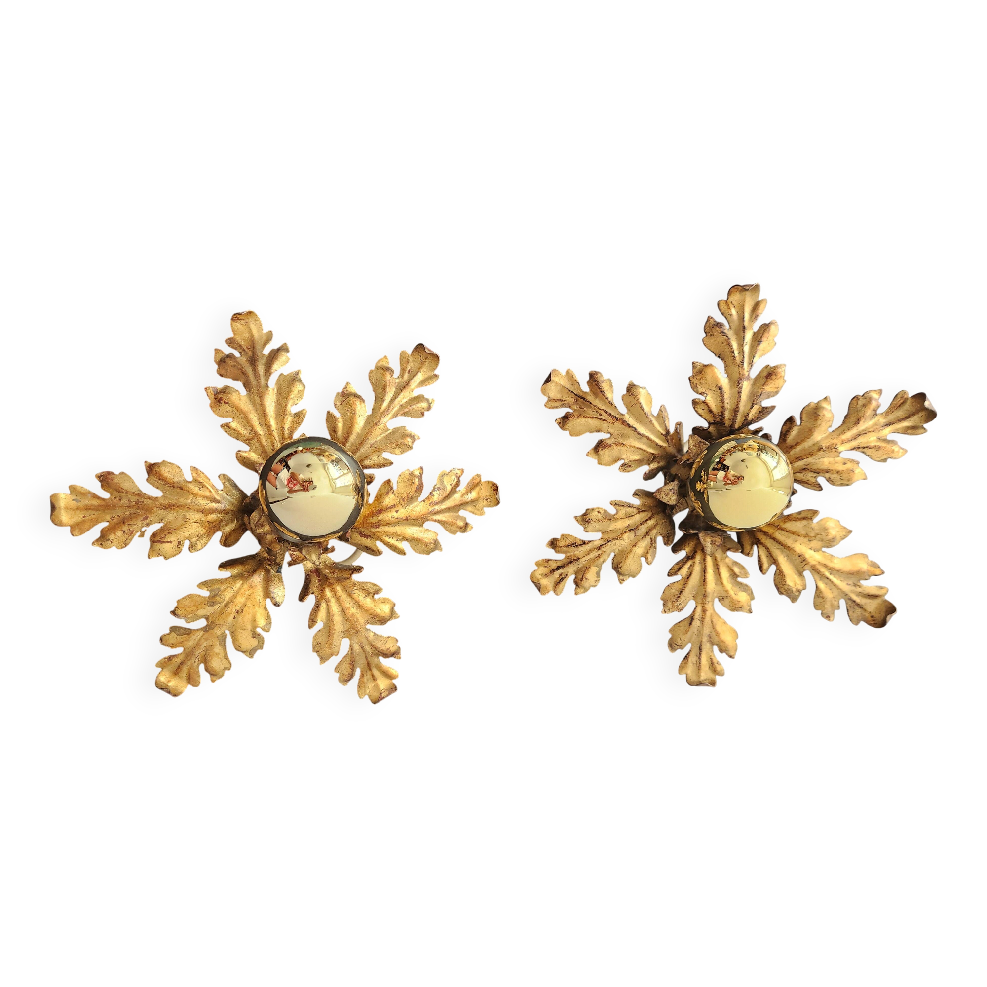 Gilded hand-forged Florentine wall lamp Hans Kögl style, Italy