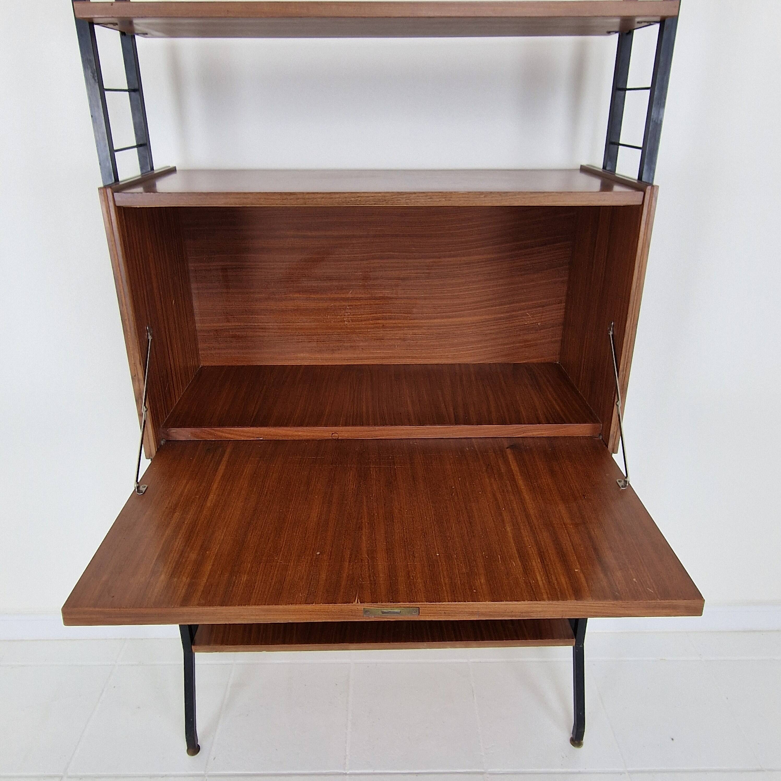 Italian Free Standing Teak Shelving Unit, 1950's