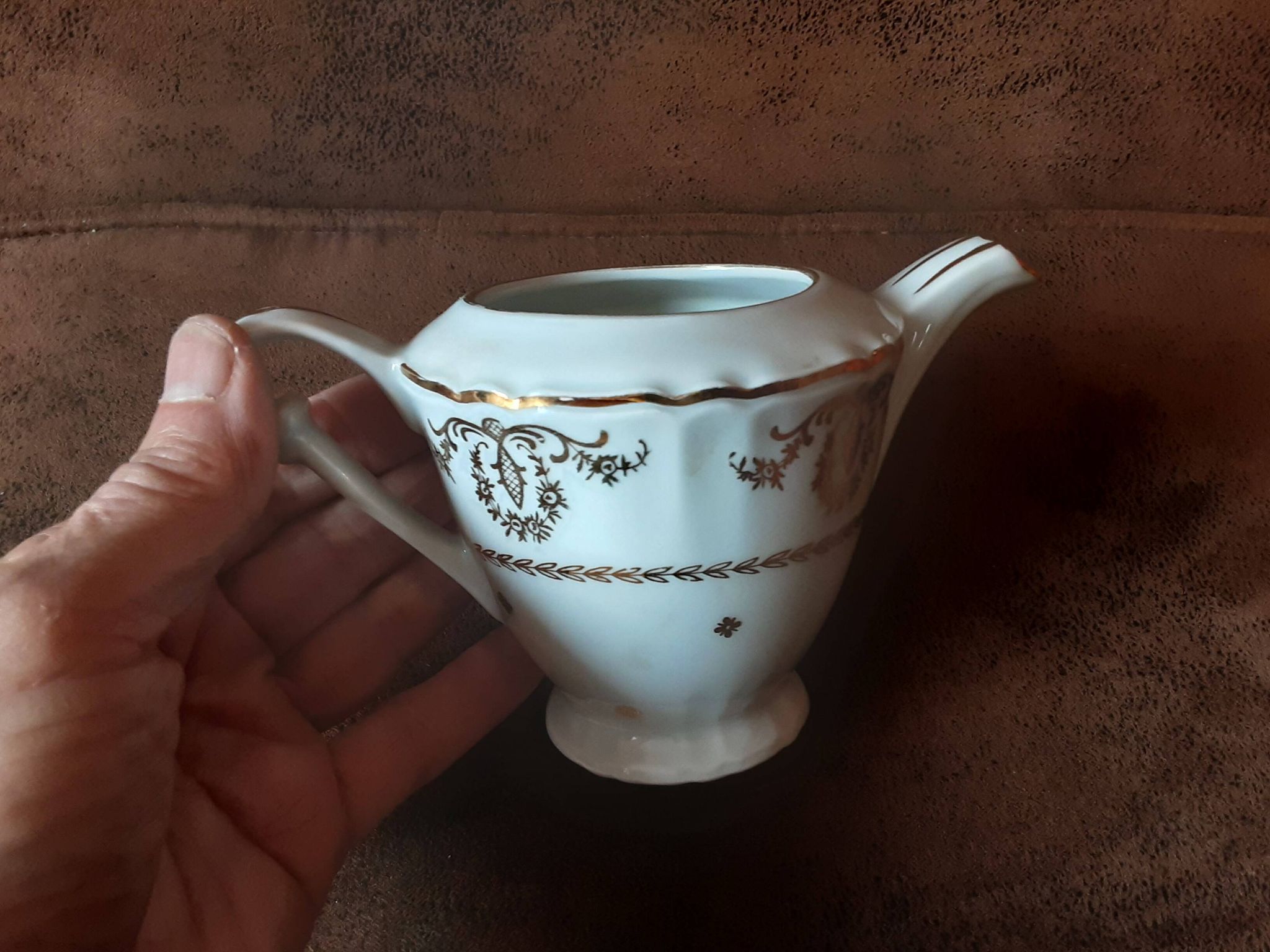 Luxury porcelain milk jug from the National Company