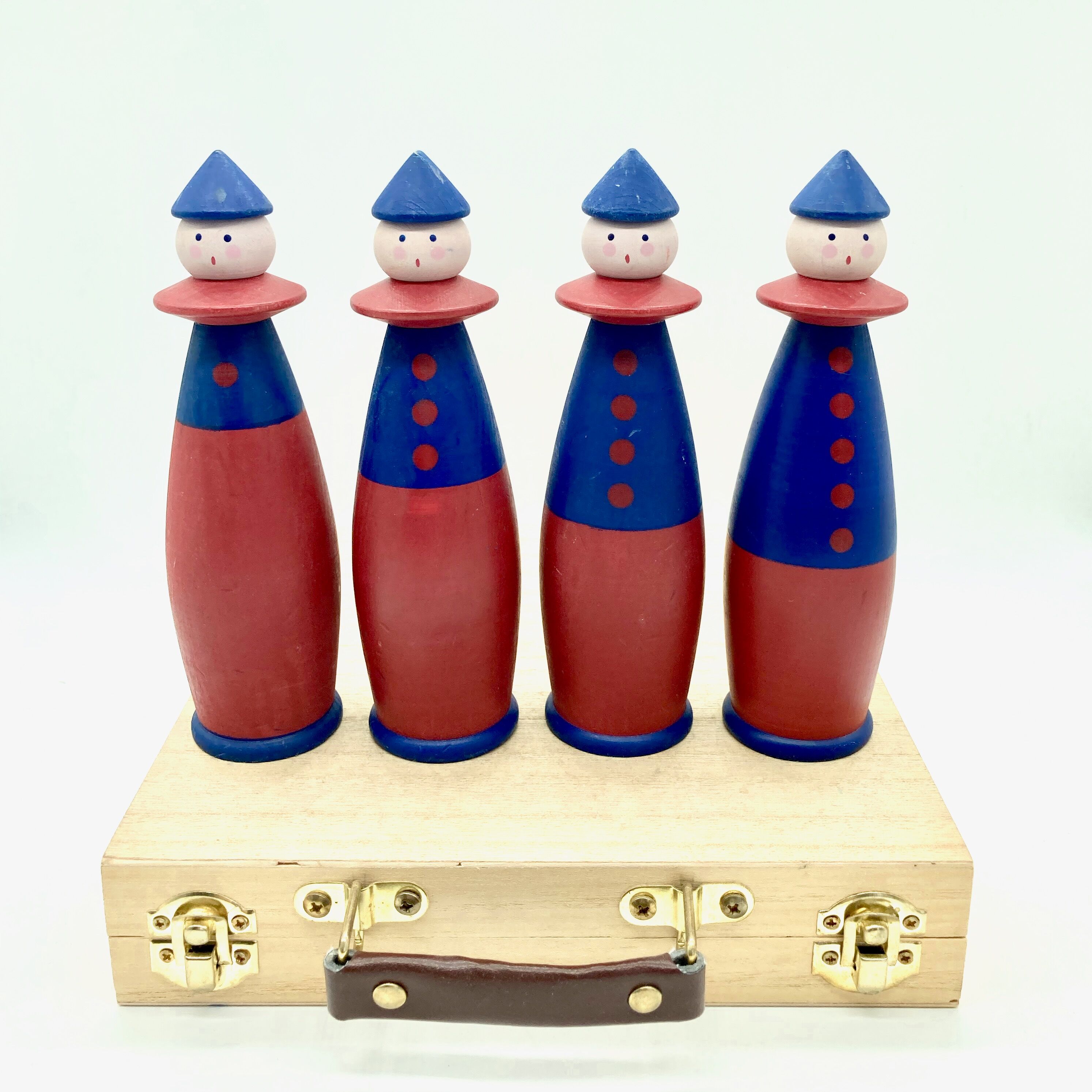 Quilles en bois lutins