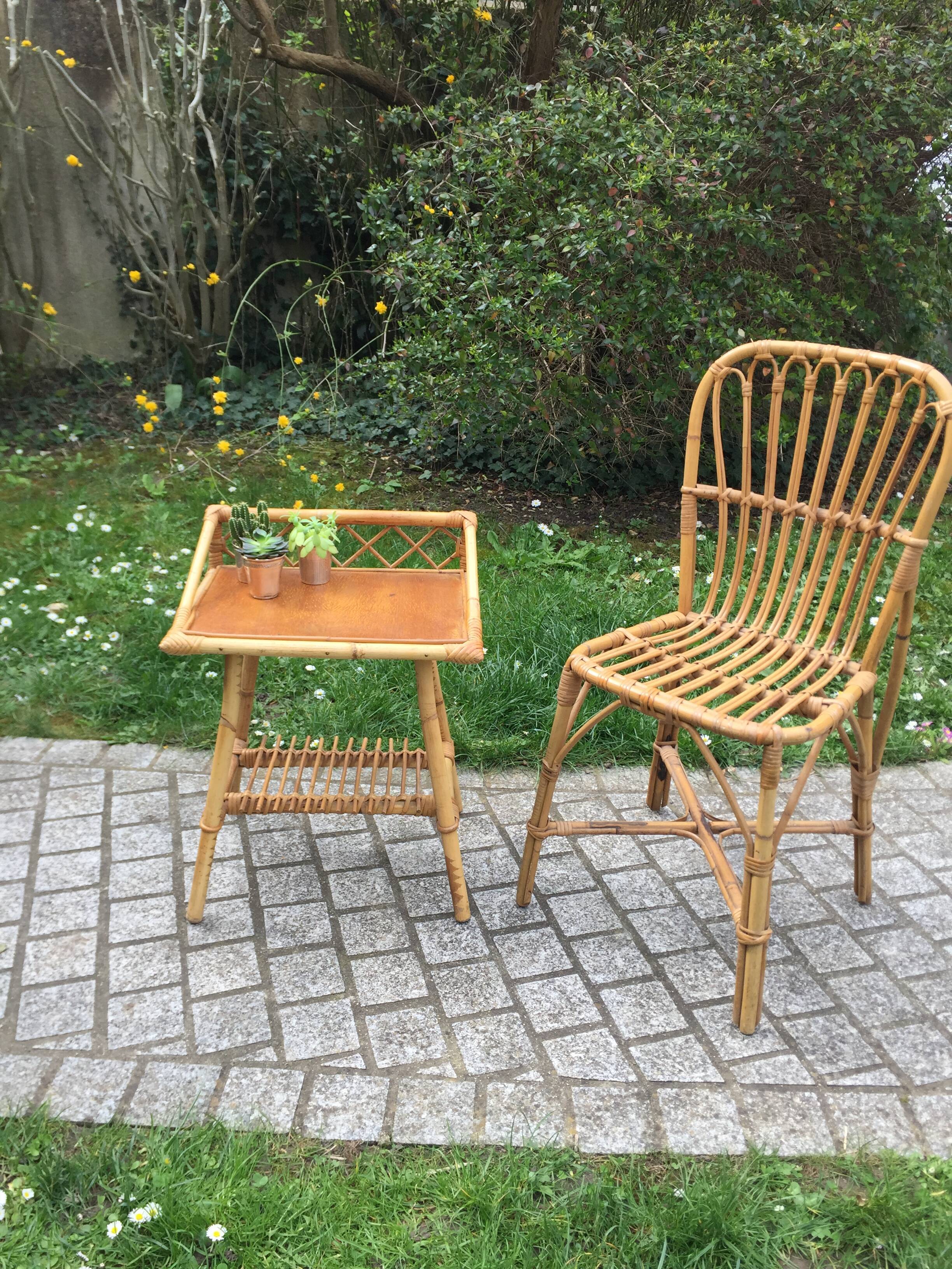 Bedside / side table rattan 1950 vintage