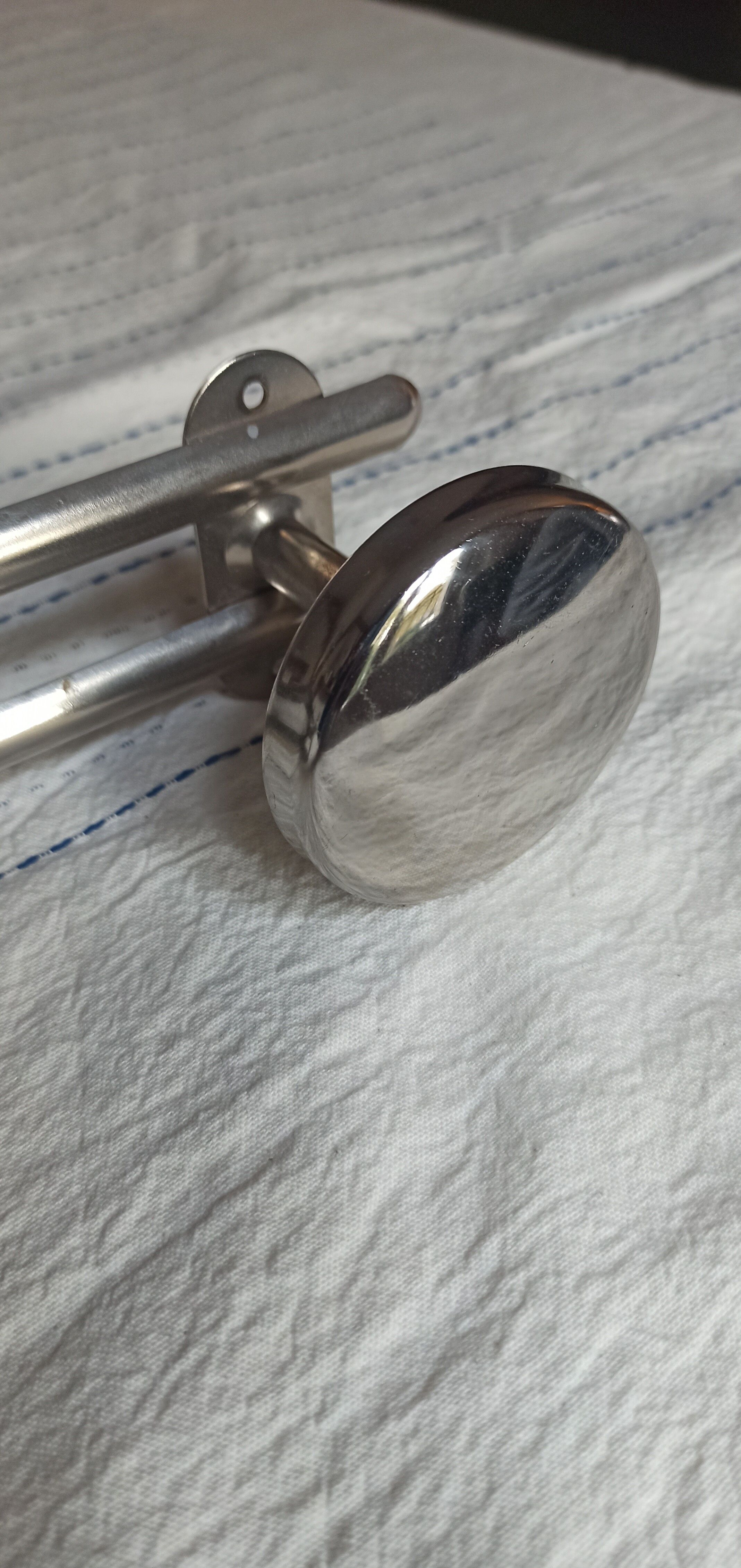 Metal wall coat rack