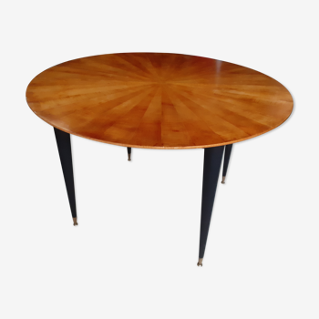 Table ronde scandinave