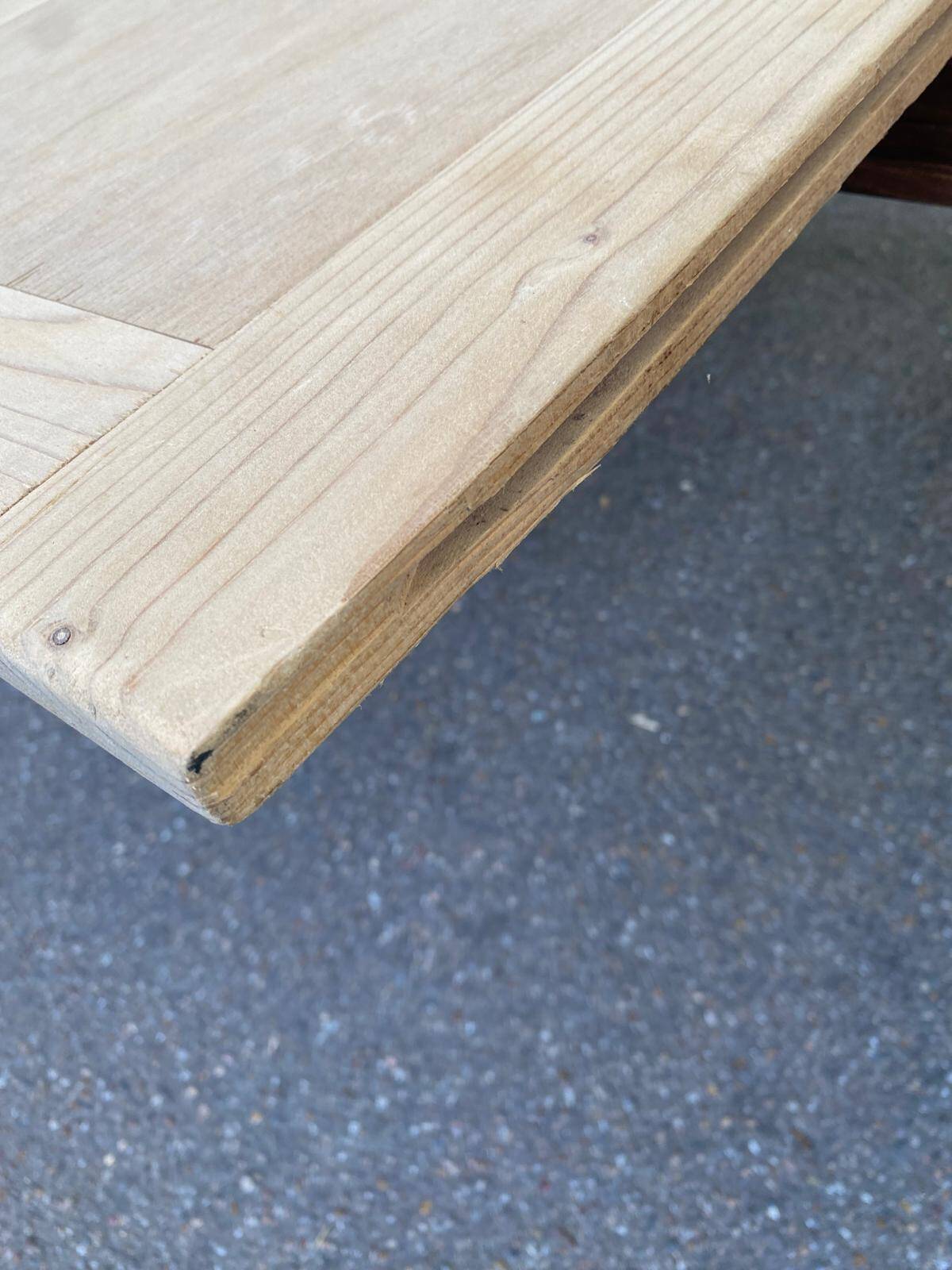 Table à manger ronde extensible à volets décapée en noyer brut 2 rallonges