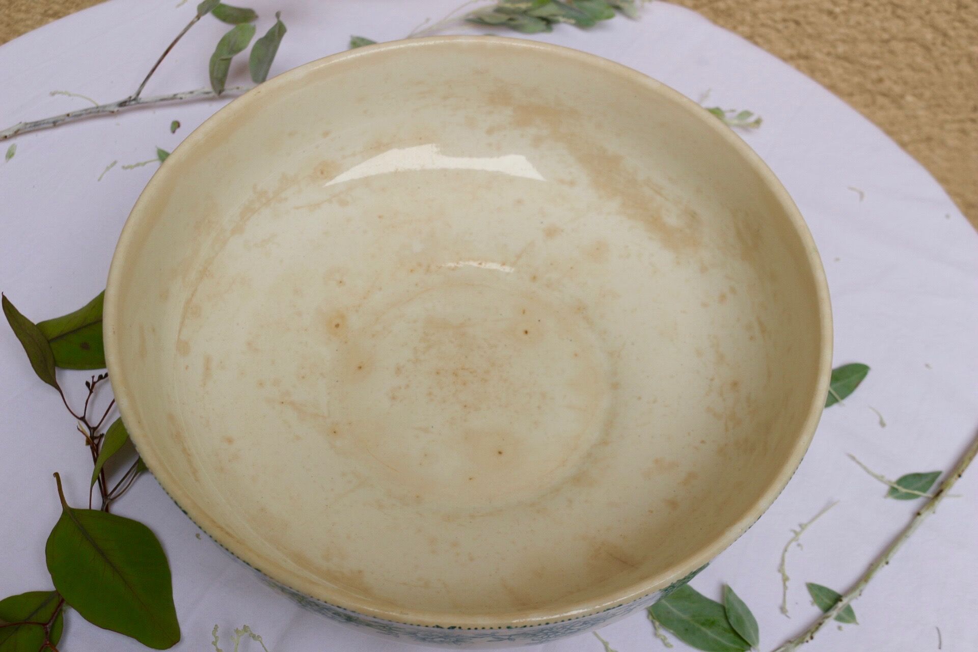 Iron Earth Salad Bowl