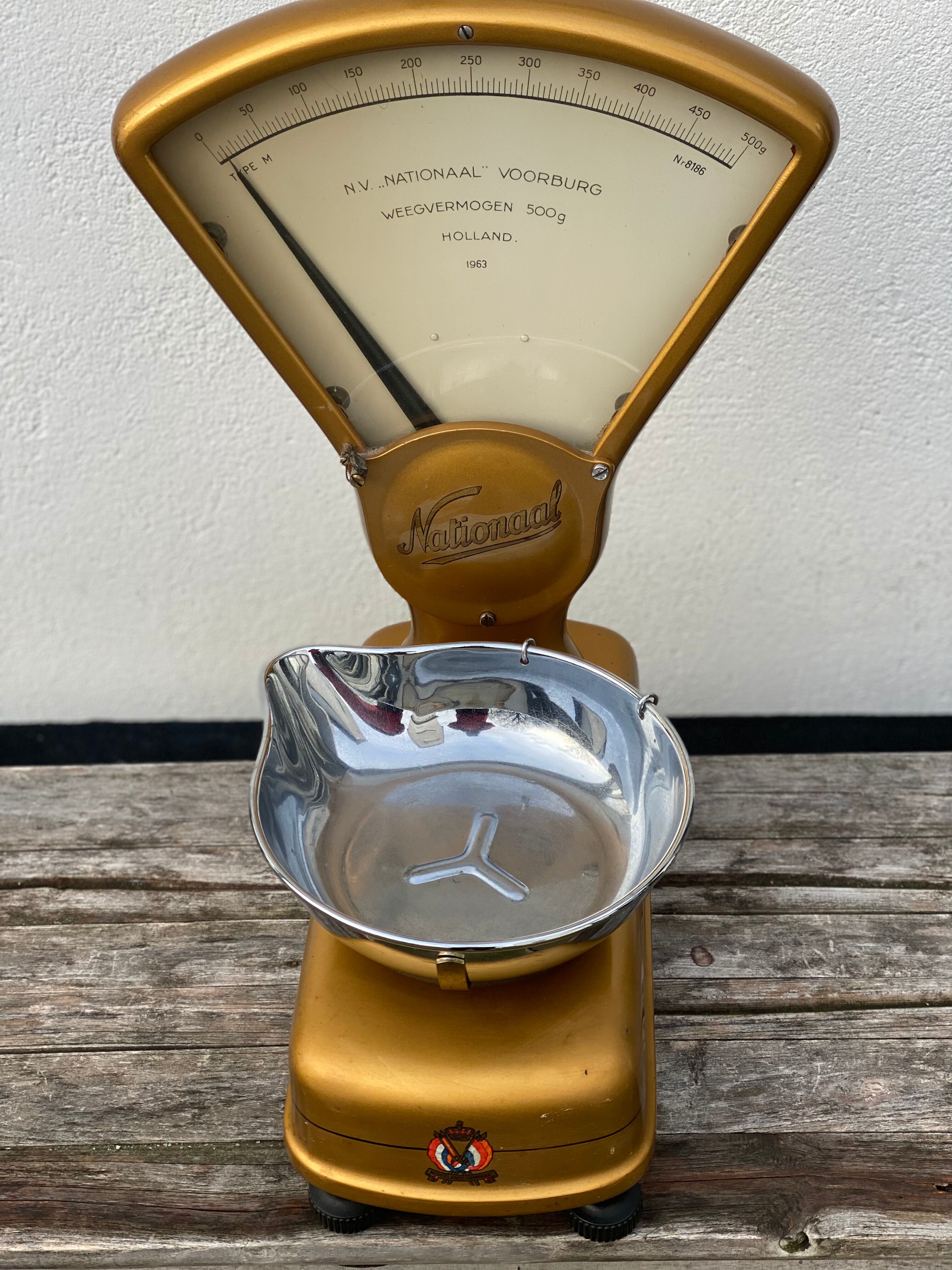 Vintage N.V. National Voorburg Weigh Scale