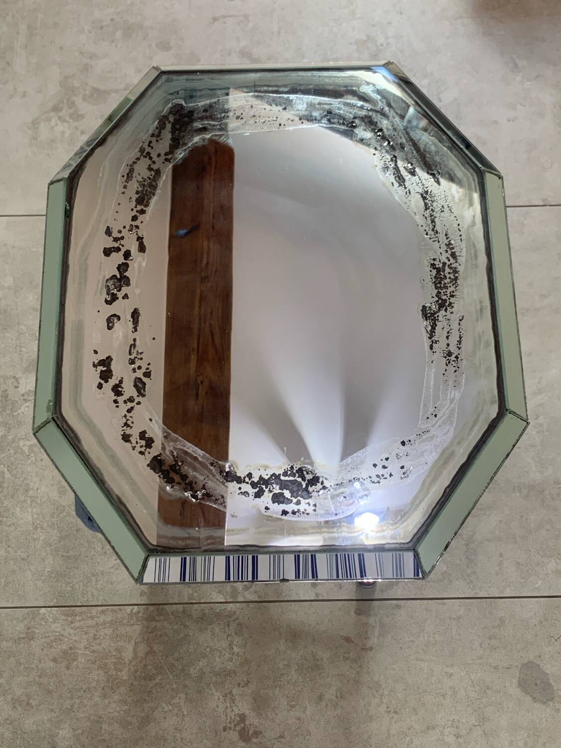 Octagonal mirror