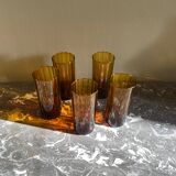 5 amber glasses