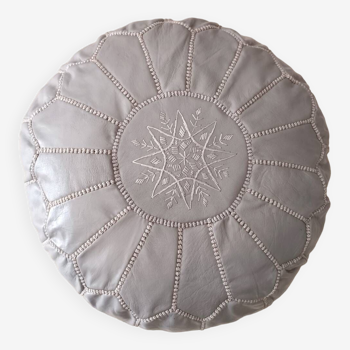 Moroccan pouf in gray leather