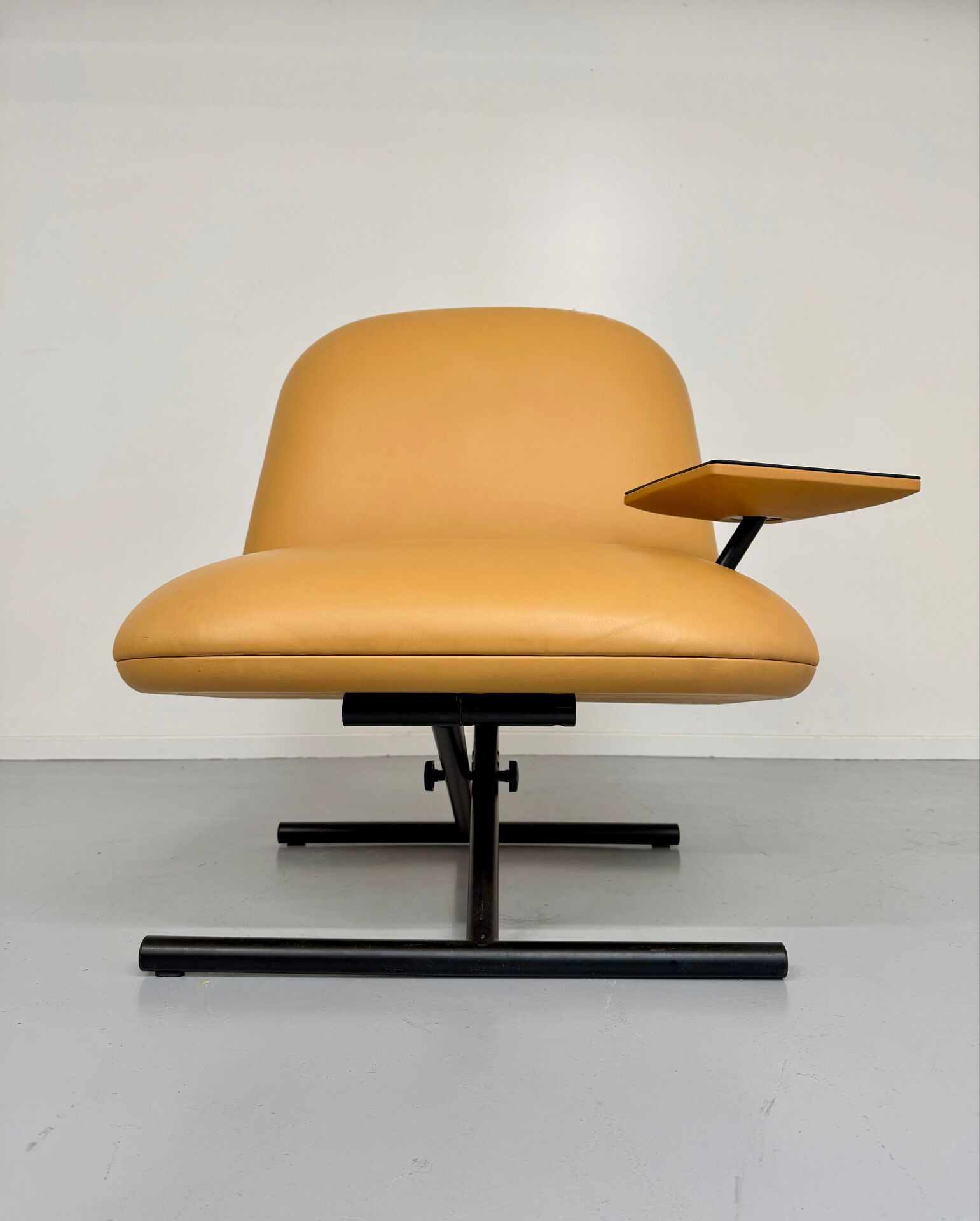 Touch armchair design by Jean Nouvel Poltrona Frau – circa 2000 vintage