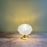 Lampe globe “godrons” ovale en verre