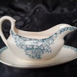 Gravy boat