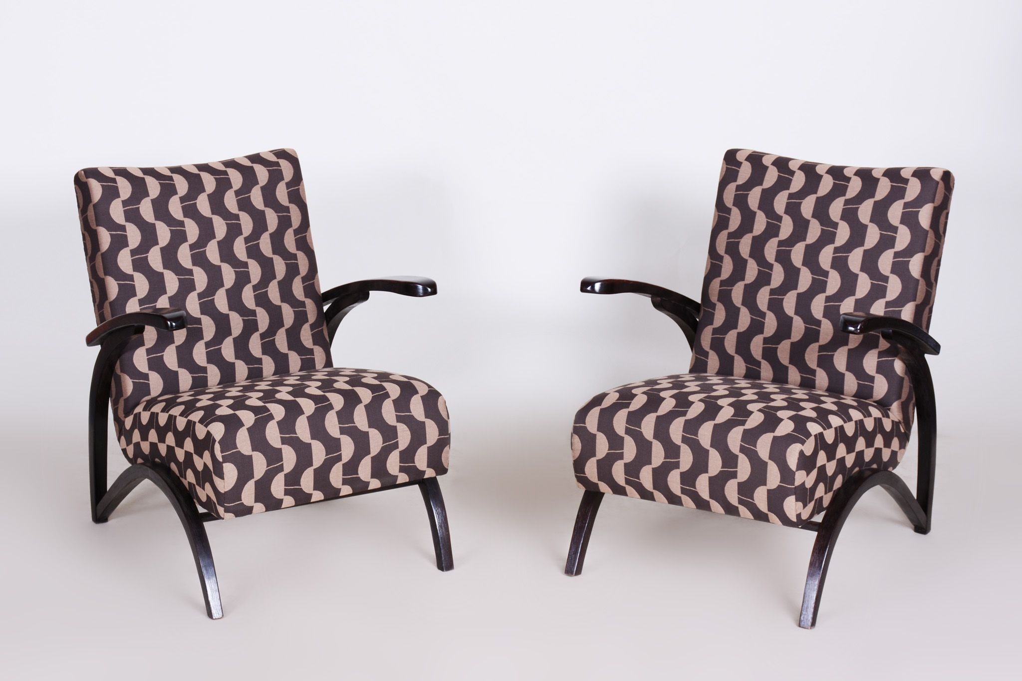 Art Deco armchairs designed by Halabala and made by Up Závody 1930