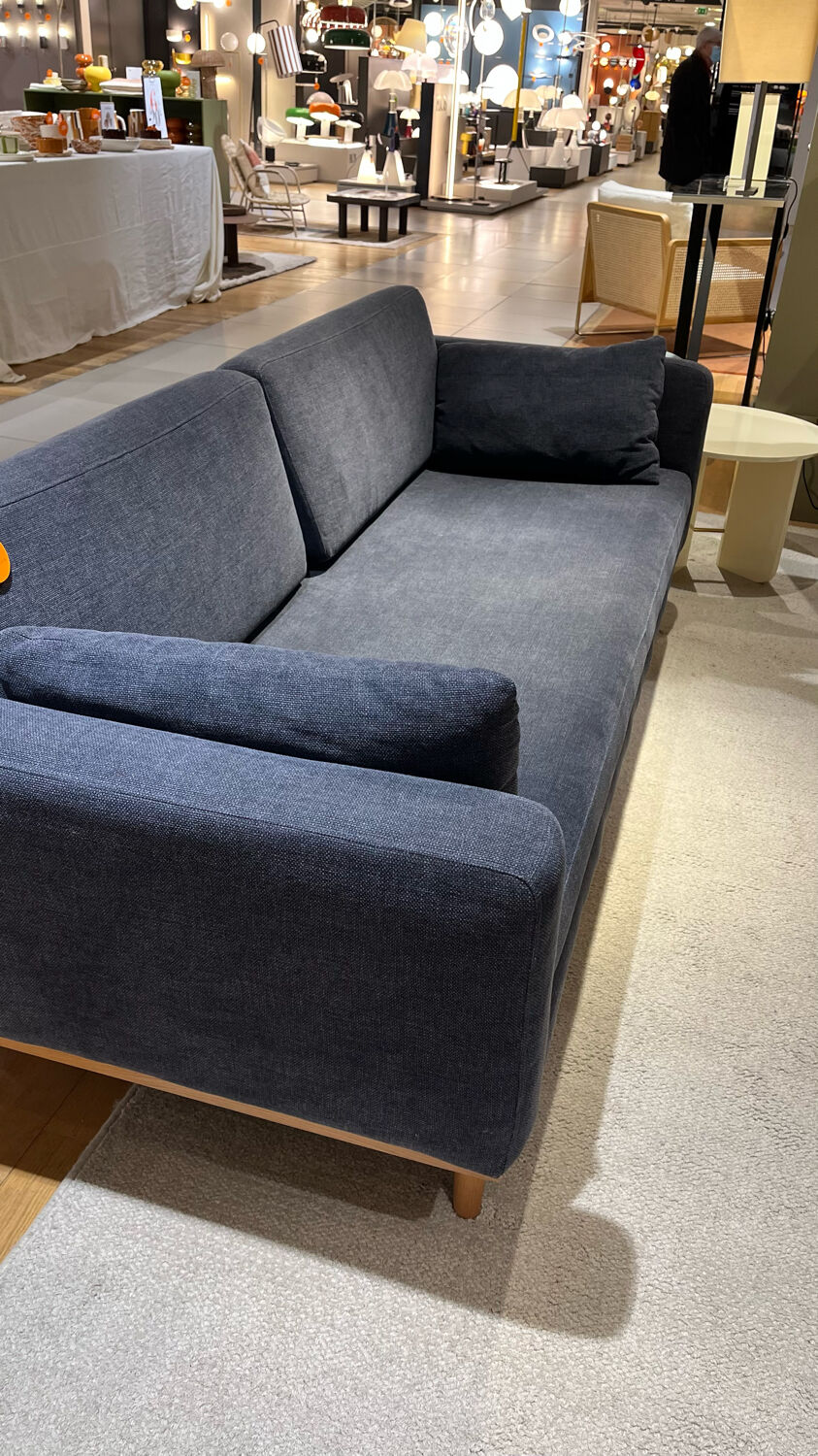 Sofa 210 - Natural wood - Storm fabric - RED Edition