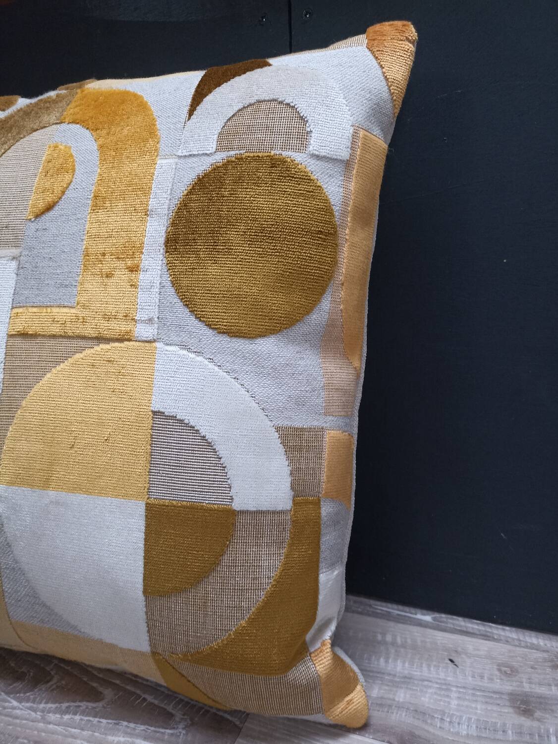 Art Deco cushion 40x40cm