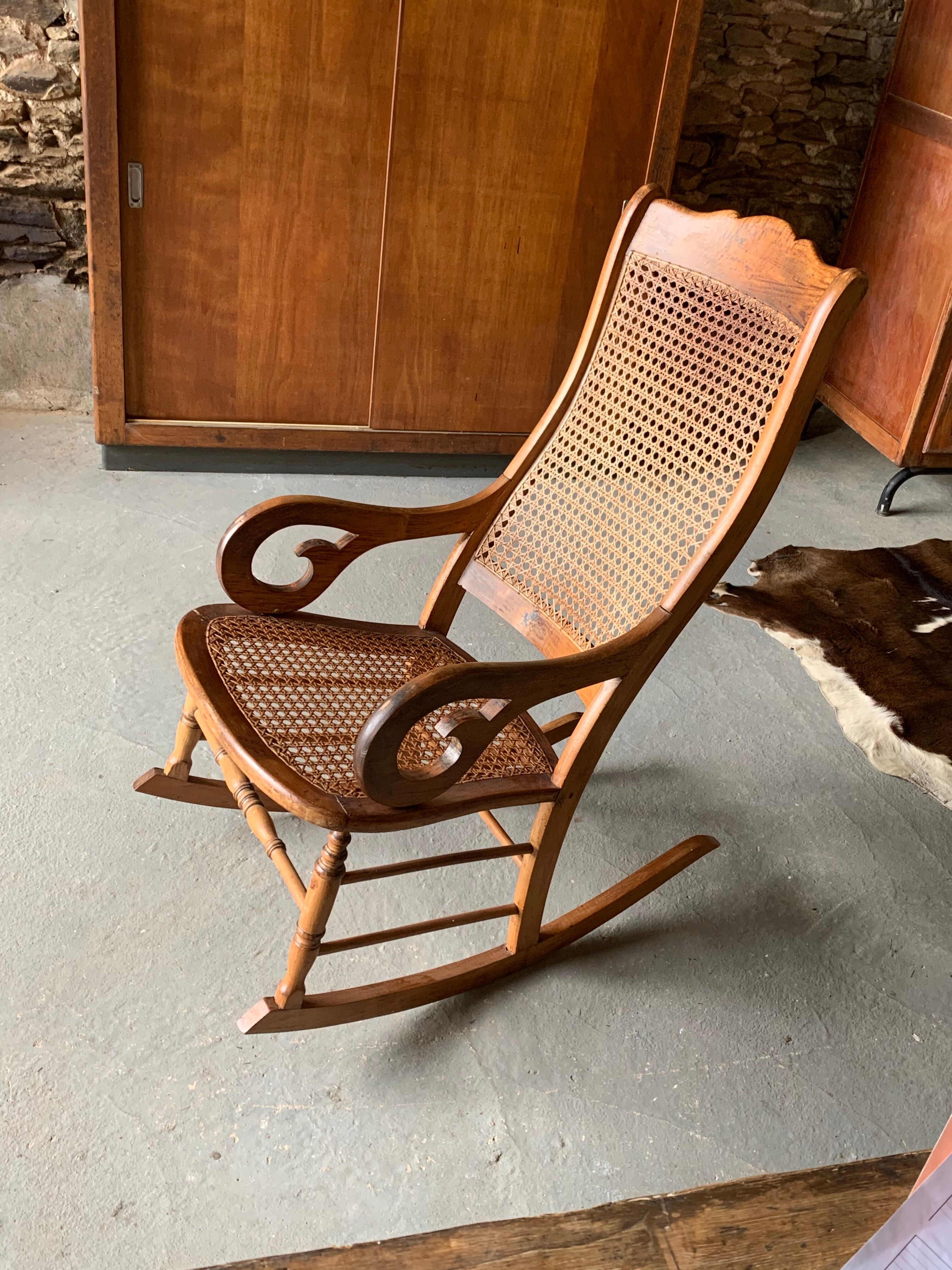 rocking-chair - wood and canning