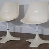 Paire de chaises en fibre de verre de Matti Suuronen