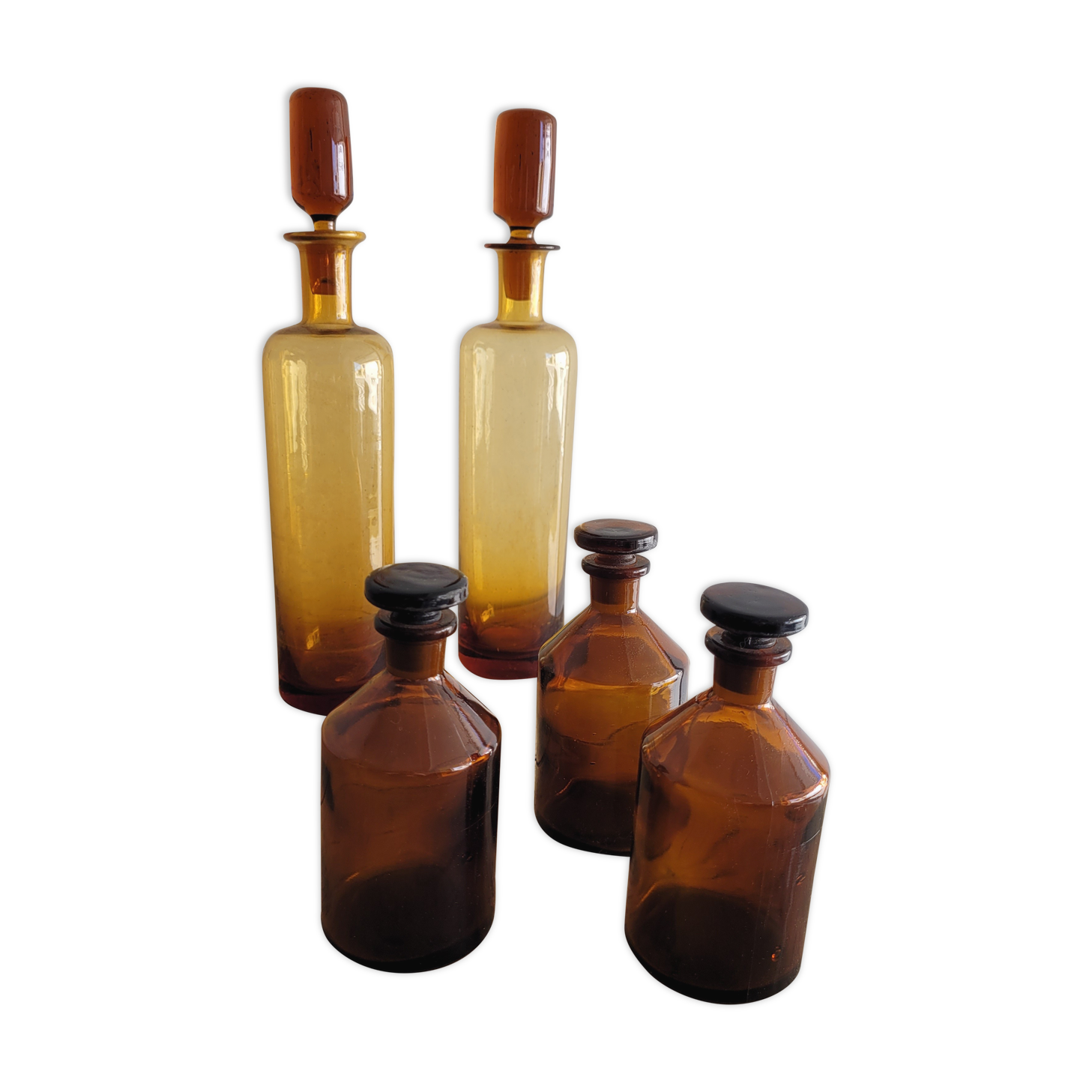 5 old pharmacy bottles