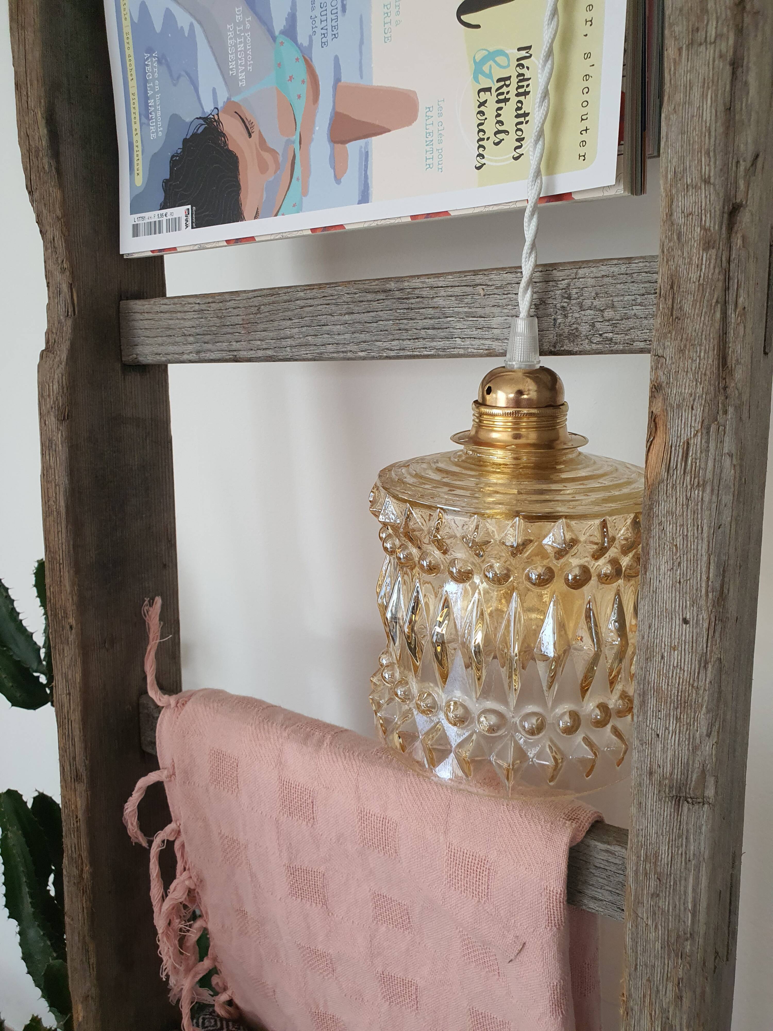 Vintage hanging lamp