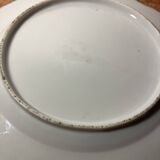 Porcelain plate from the early 20th century with pagoda decoration.