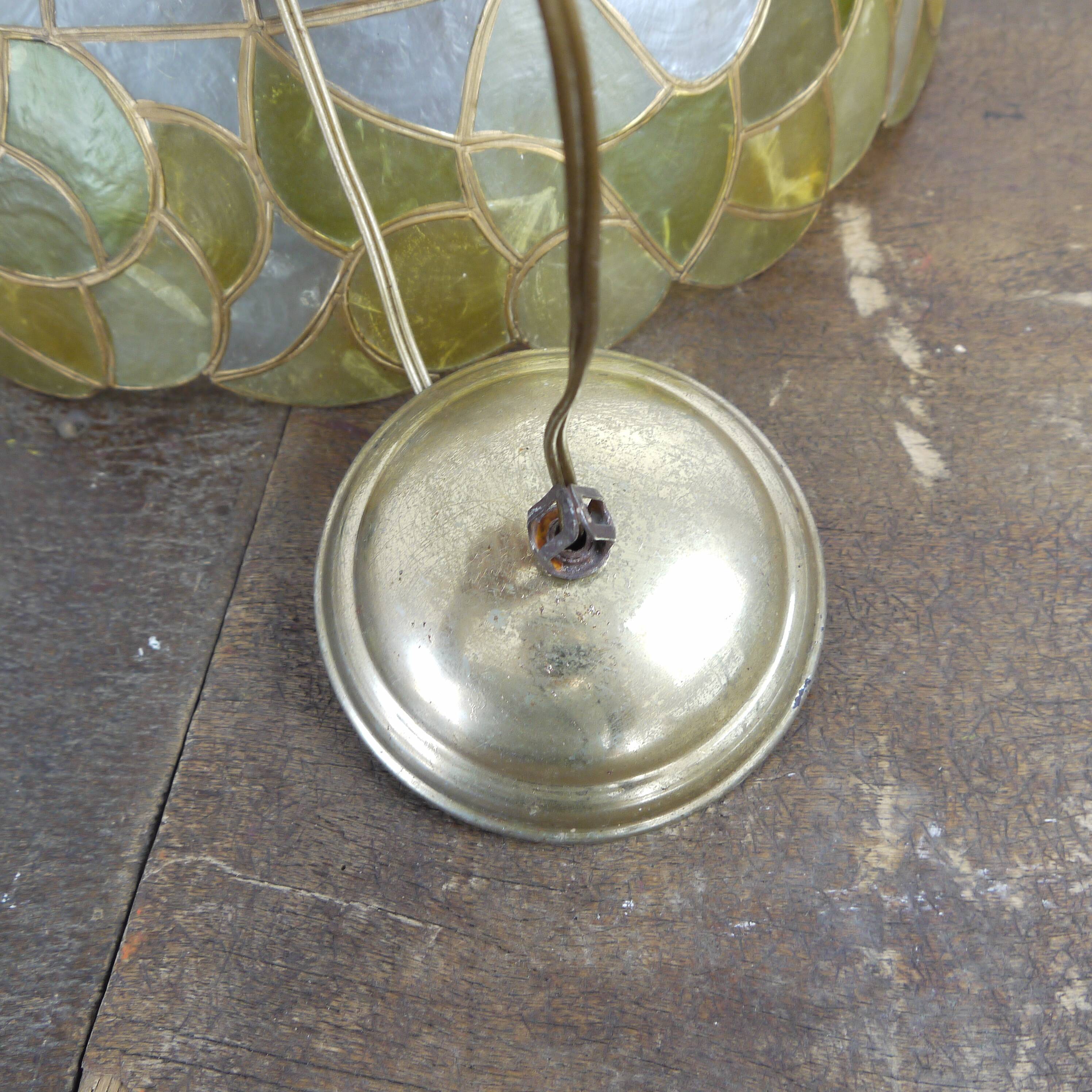 Large hanging in green mother-of-pearl and brass