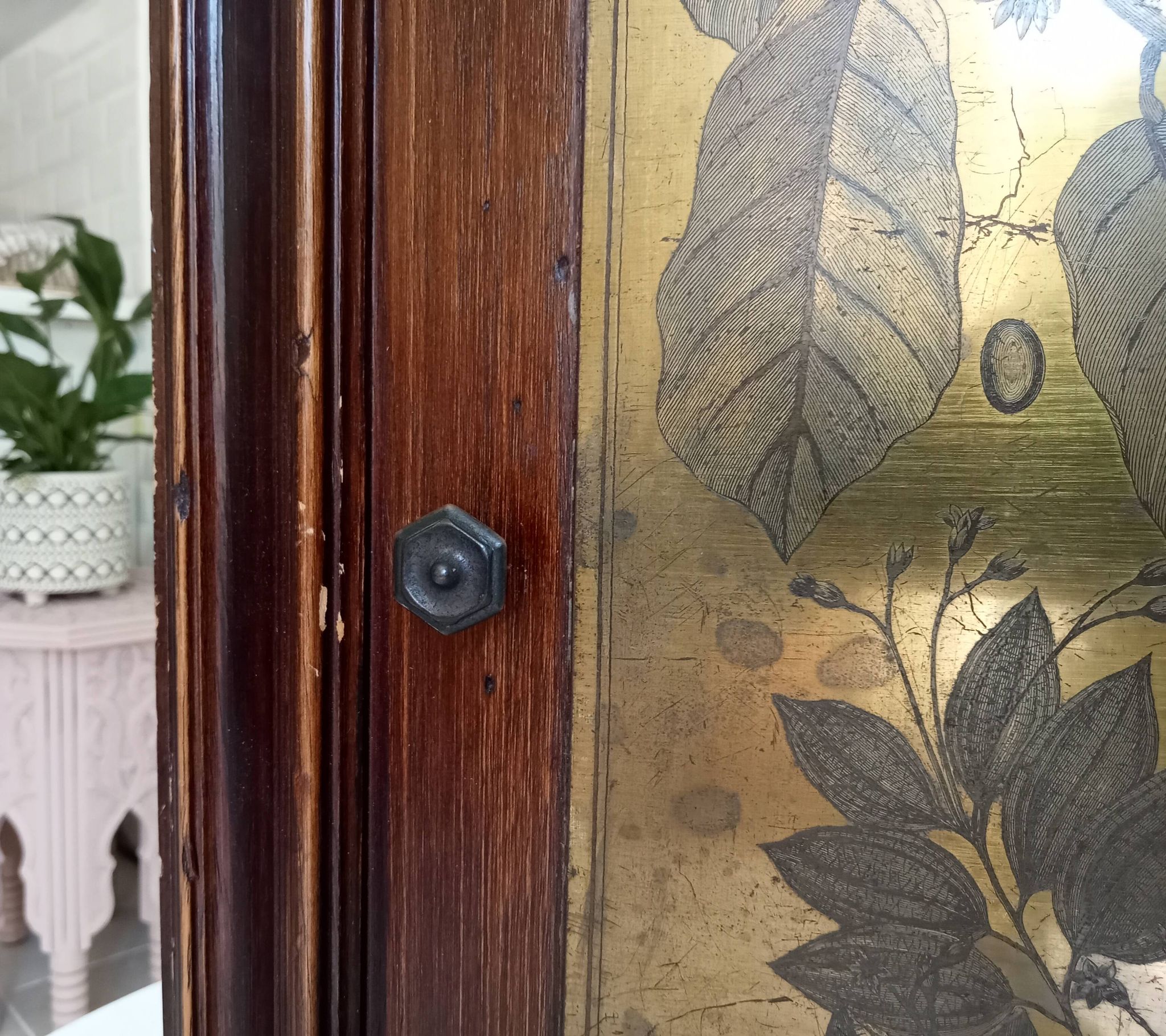 Armoire de toilette ancienne en bois et laiton années 40/50