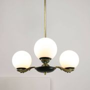 Lustre Art Déco en laiton et opaline, 1930