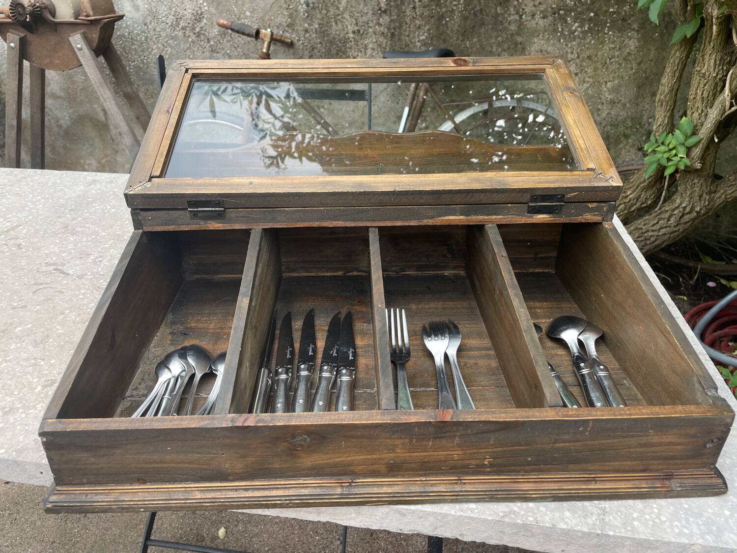 Bistro cutlery rack