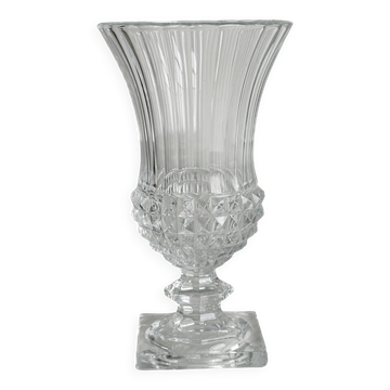 Vase ancien en verre épais sur pied