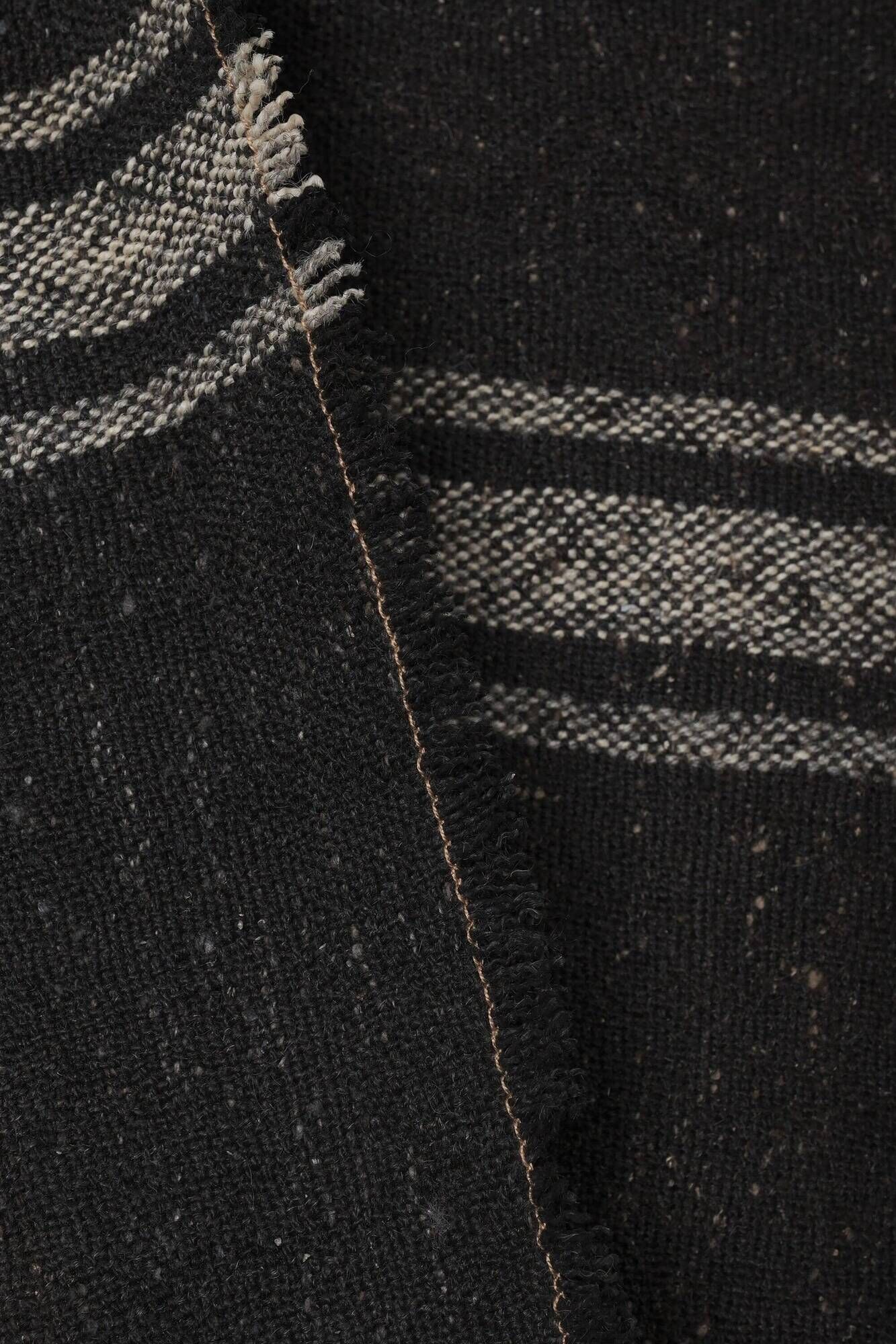 Vintage Turkish kilim, handwoven, 254x315 cm.