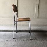 Chaise en formica