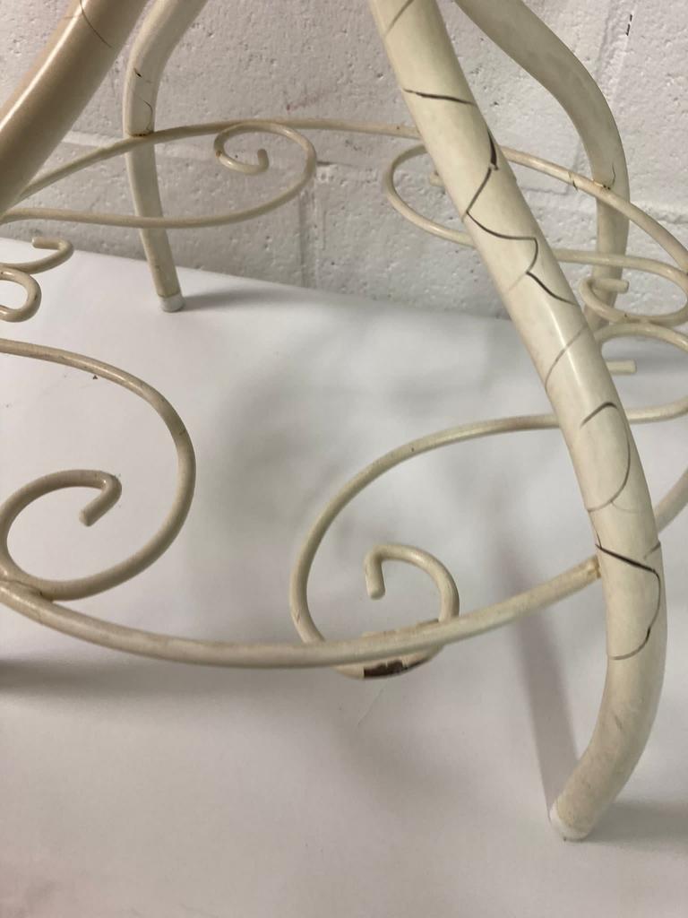 Tabouret vert en bois vintage - Ameublement
