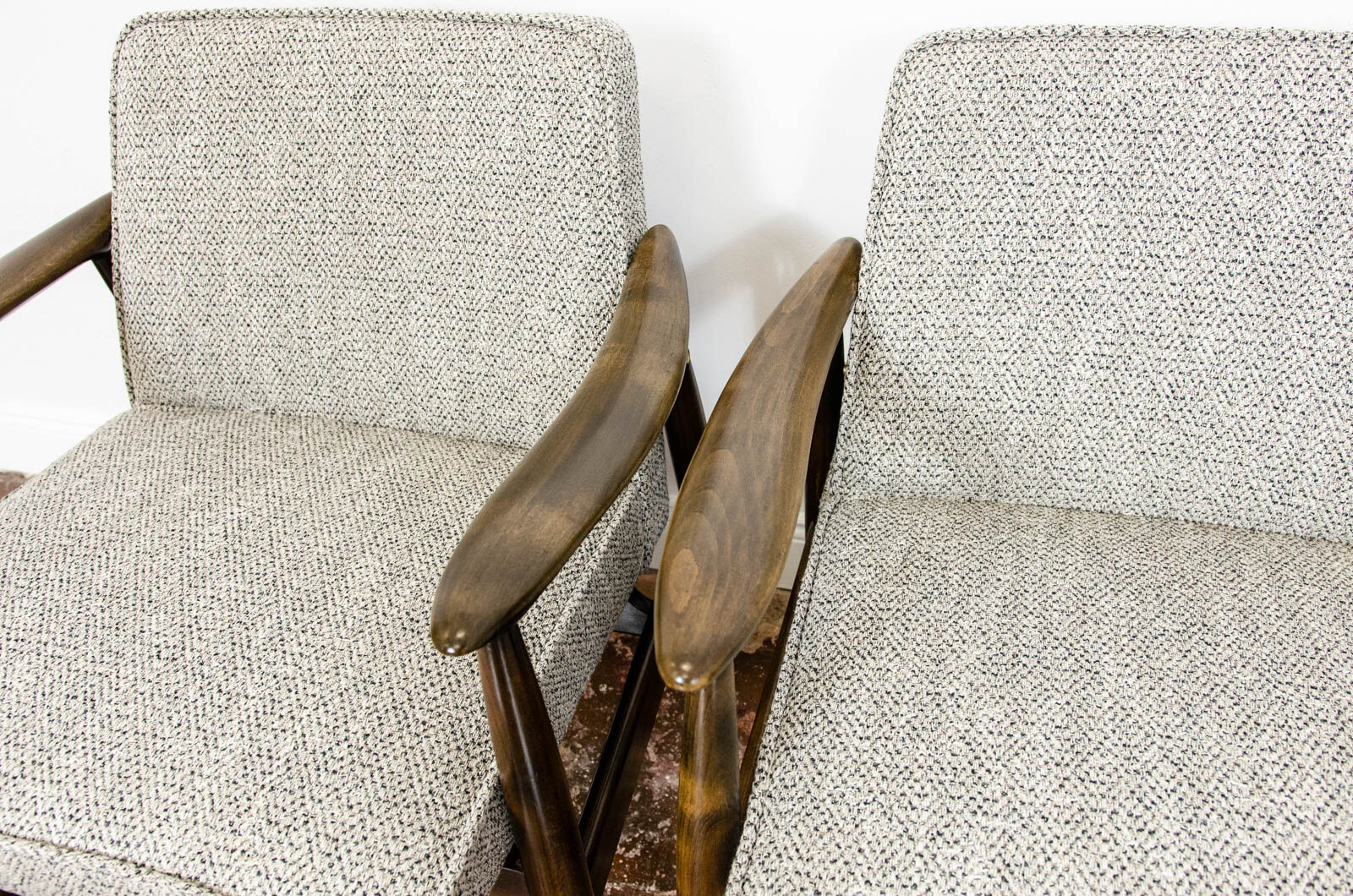 Paire de fauteuils GFM-87 par Juliusz Kędziorek