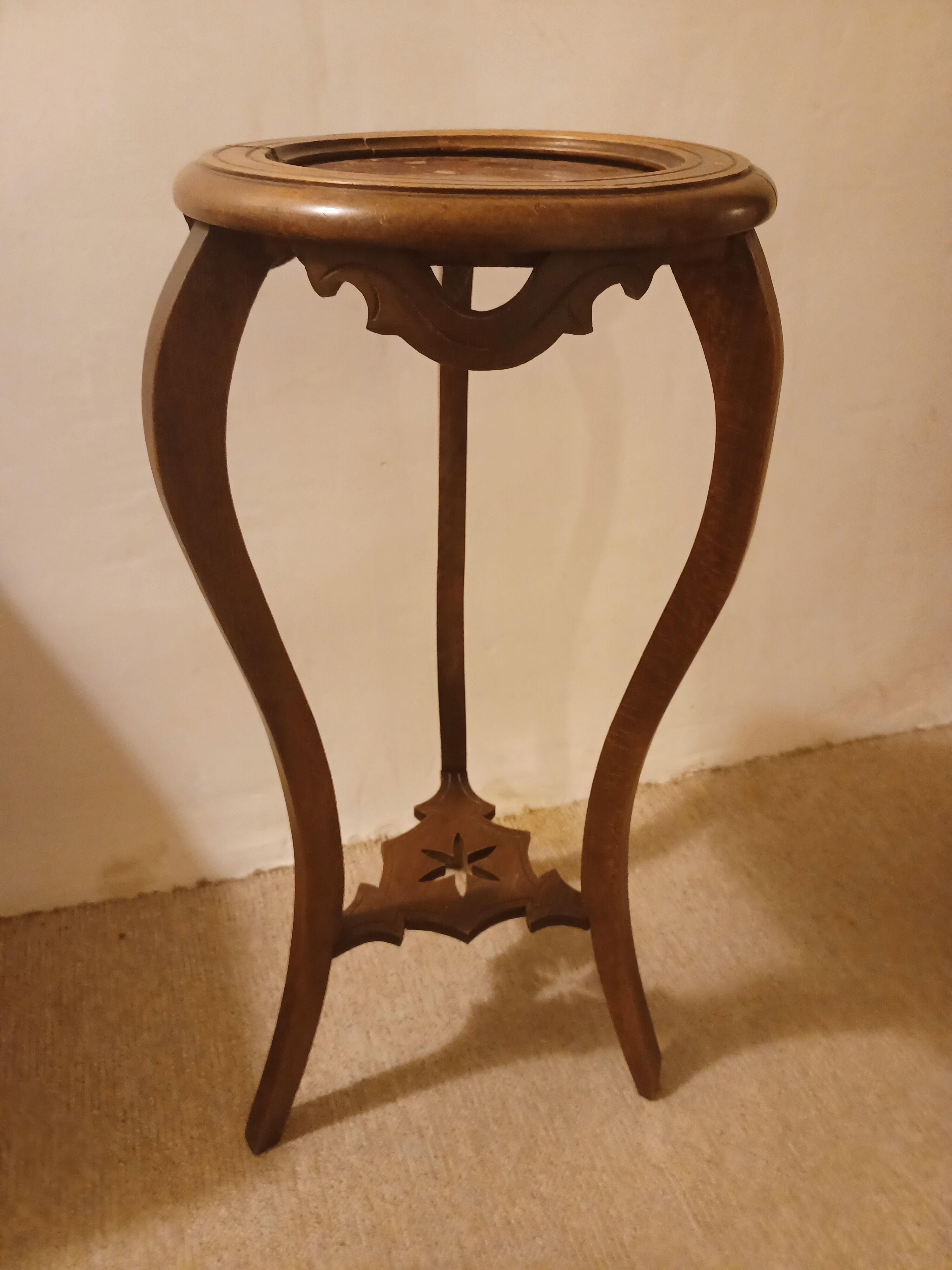 Guéridon ancien en bois et marbre