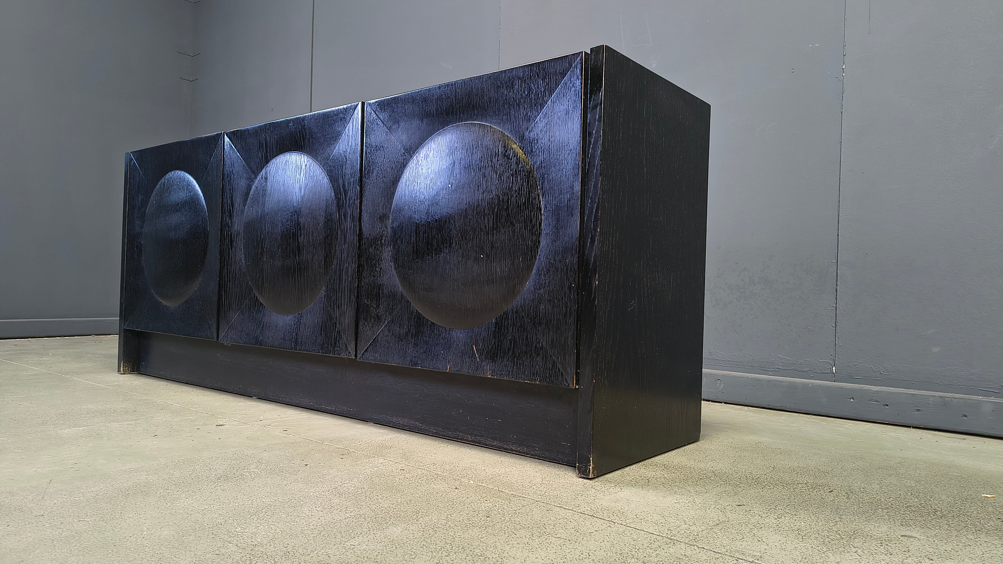 Buffet brutaliste noir, années 1970