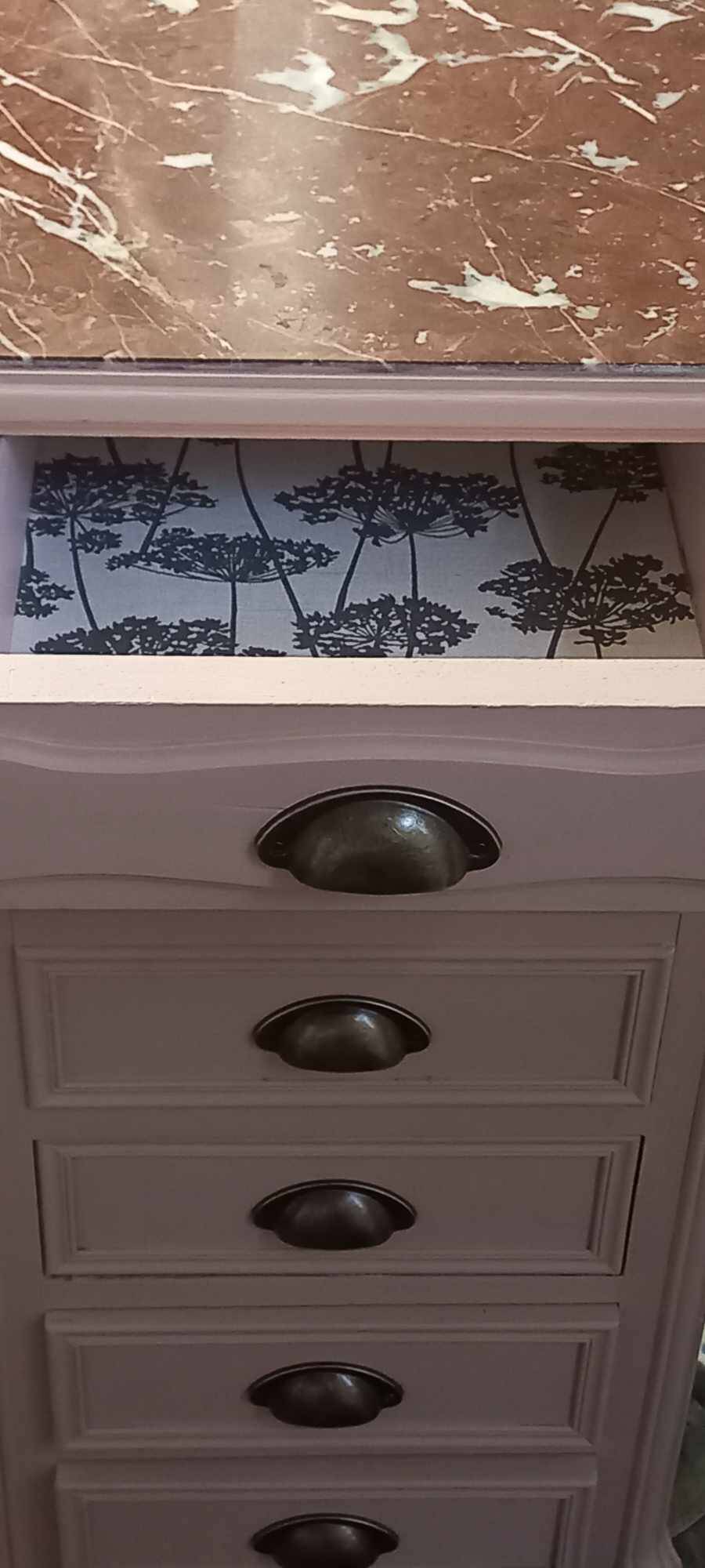 Vintage buffet chiffonier