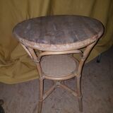 Round table in rattan