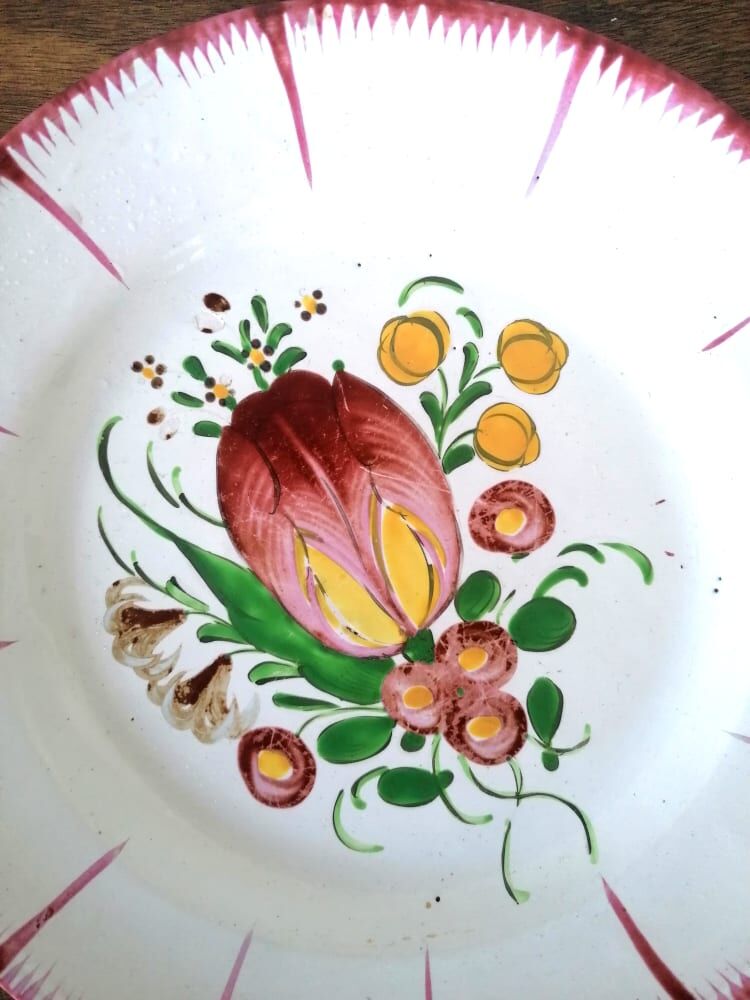 Pair of earthenware plates Les Islettes XIXth century