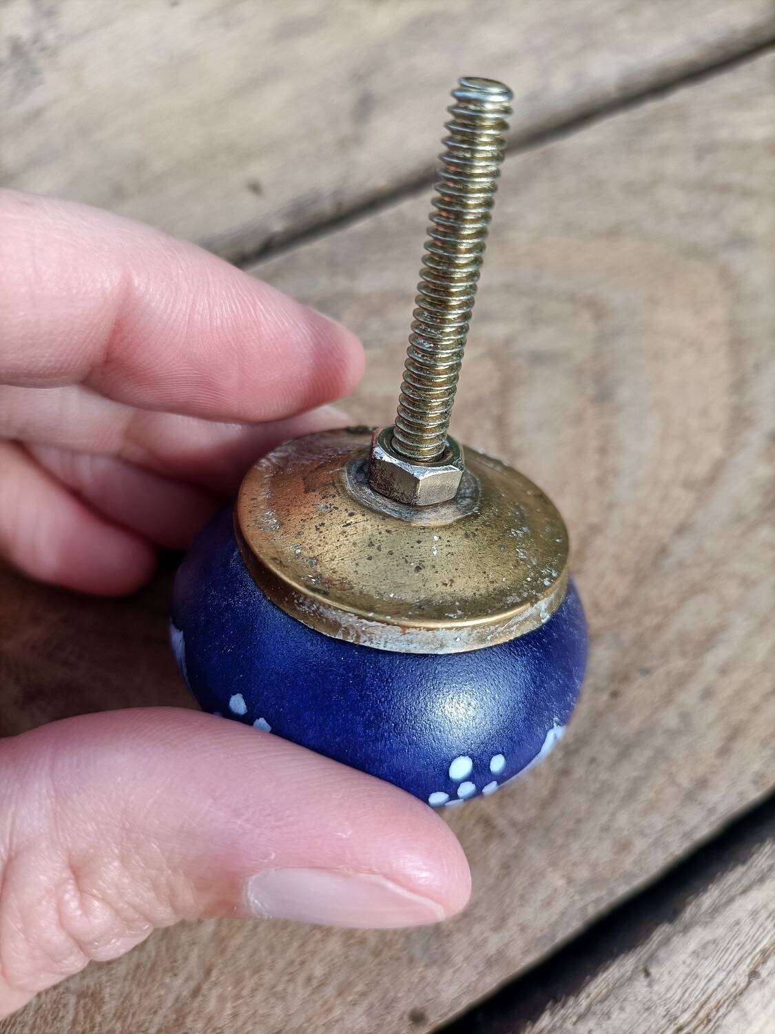 Genuine stoneware door knobs