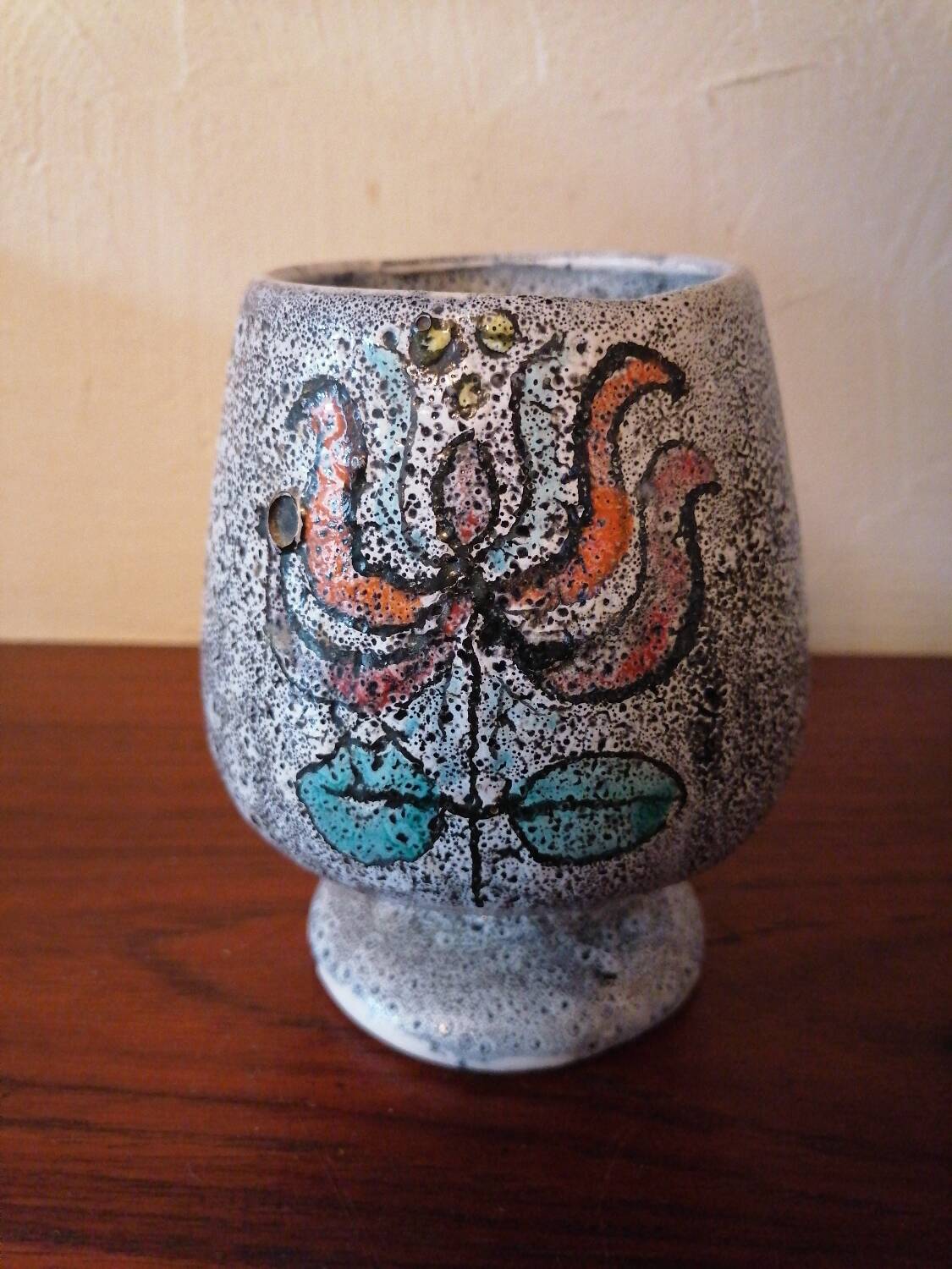 Small design vase 1960 fat lava