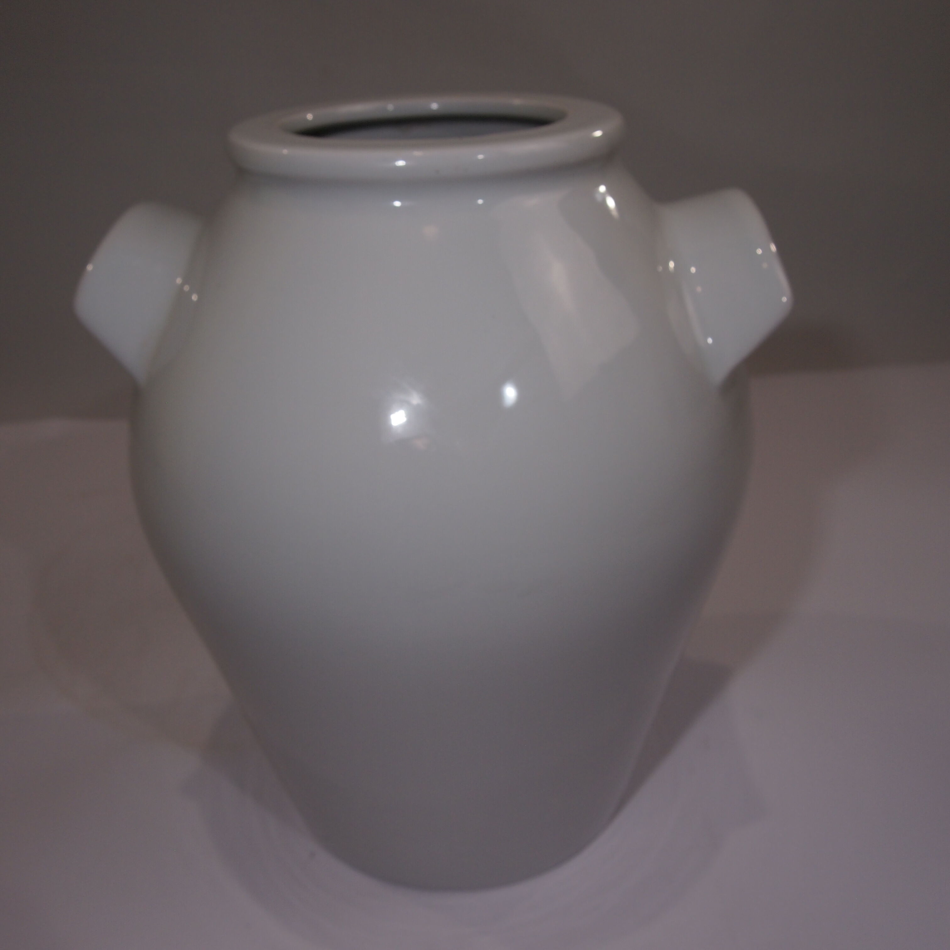 Vinaigrier porcelain